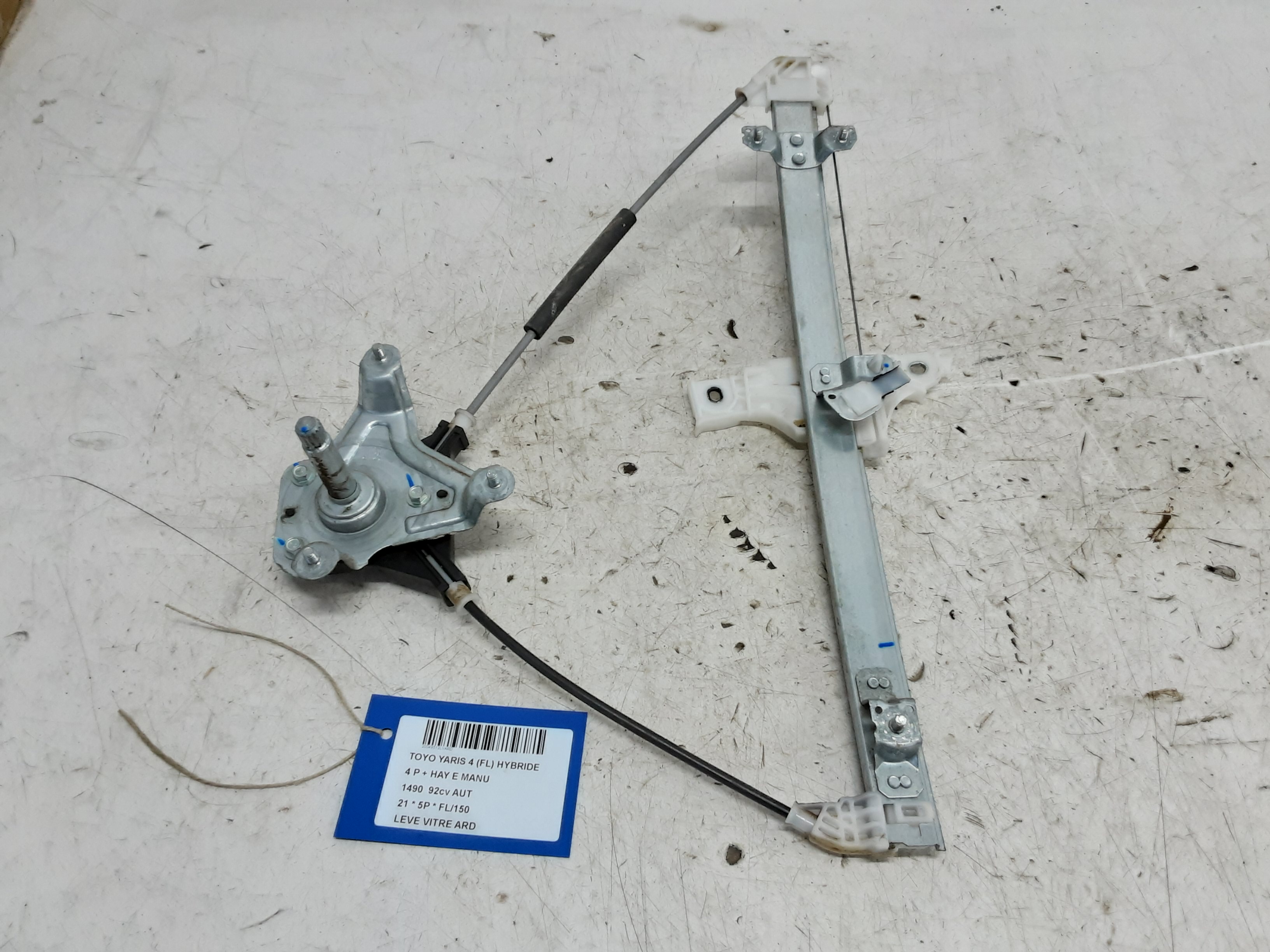 LEVE-VITRE DE PORTE ARRIERE DROITE Toyota YARIS (6) 2/20+
