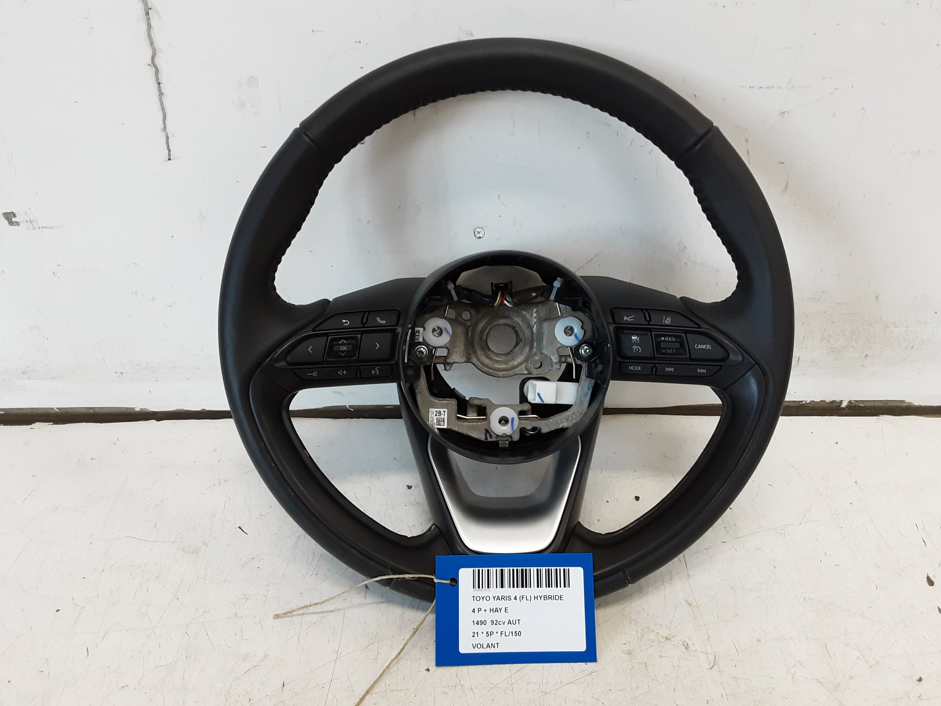 VOLANT Toyota YARIS (6) 2/20+