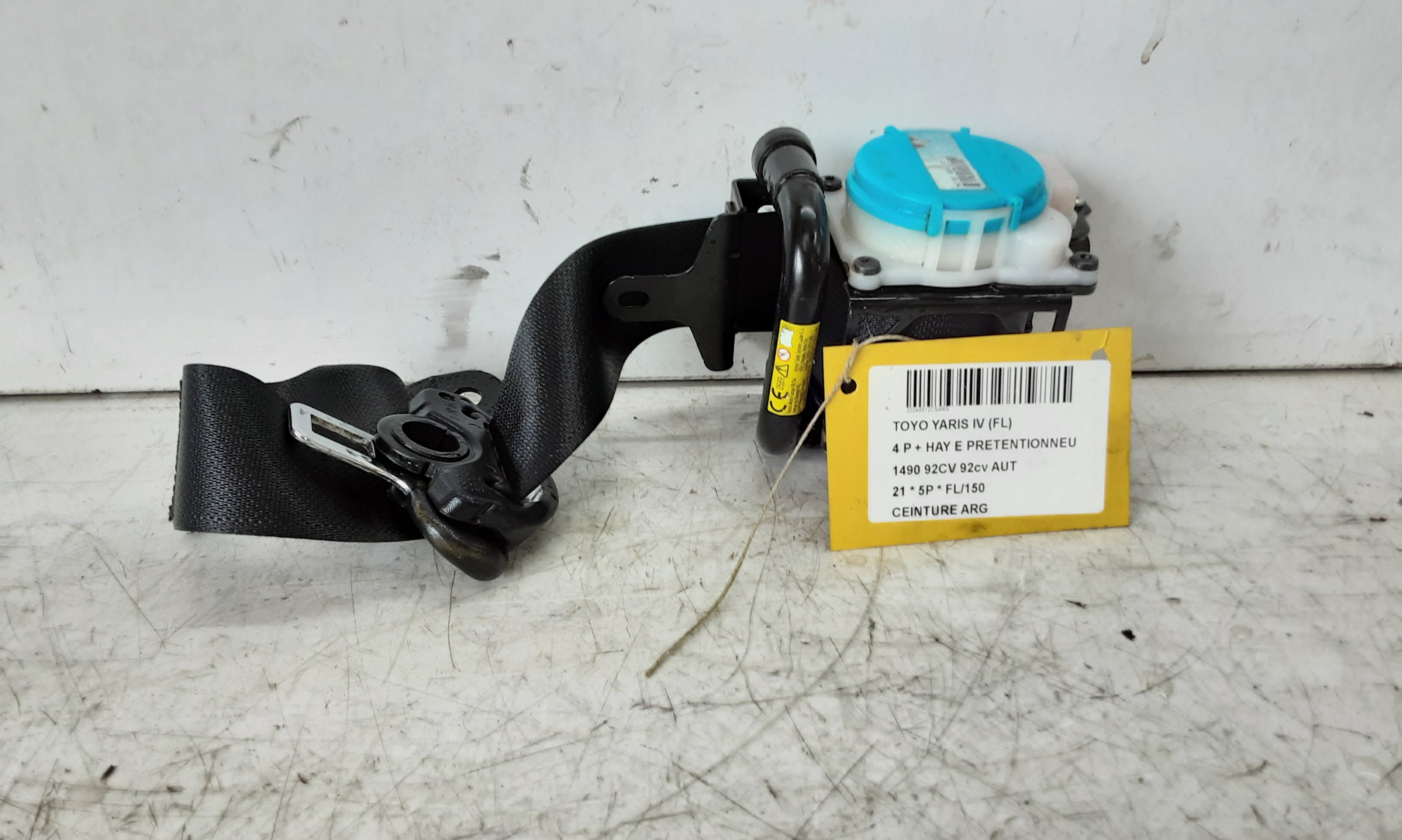 CEINTURE ARRIERE GAUCHE Toyota YARIS (6) 2/20+