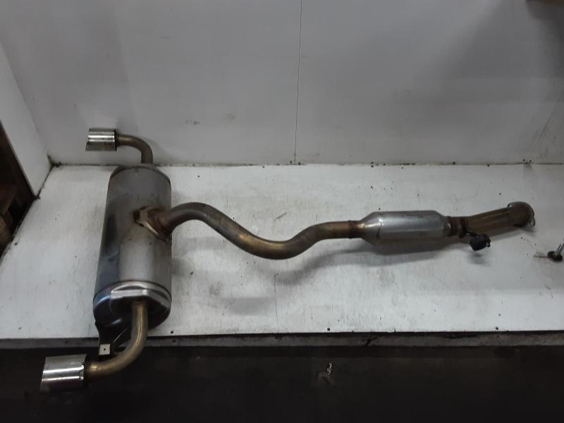 UITLAAT EINDDEMPER Toyota YARIS (6) 2/20+