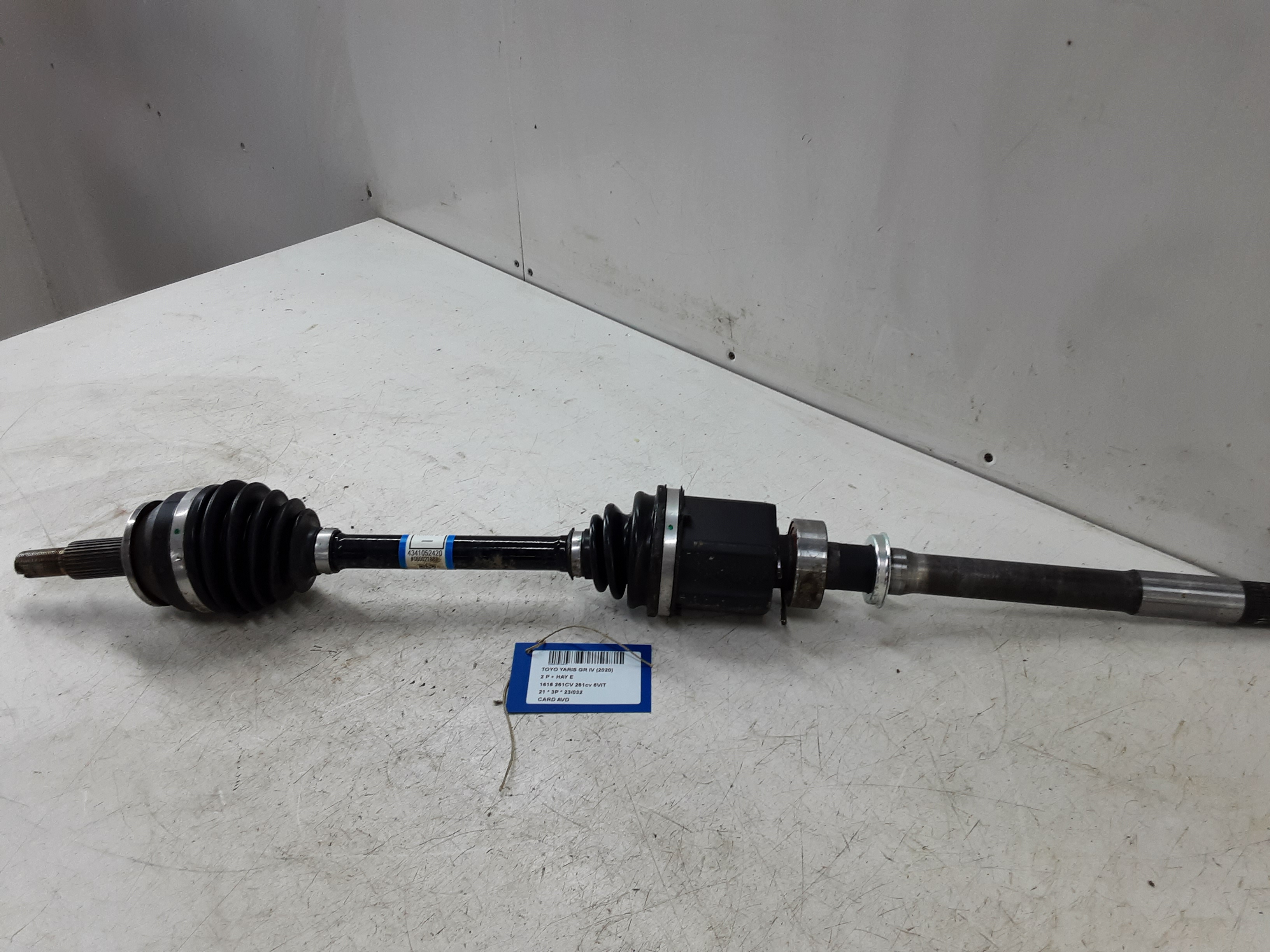 AANDRIJFAS VOOR RECHTS Toyota YARIS (6) 2/20+