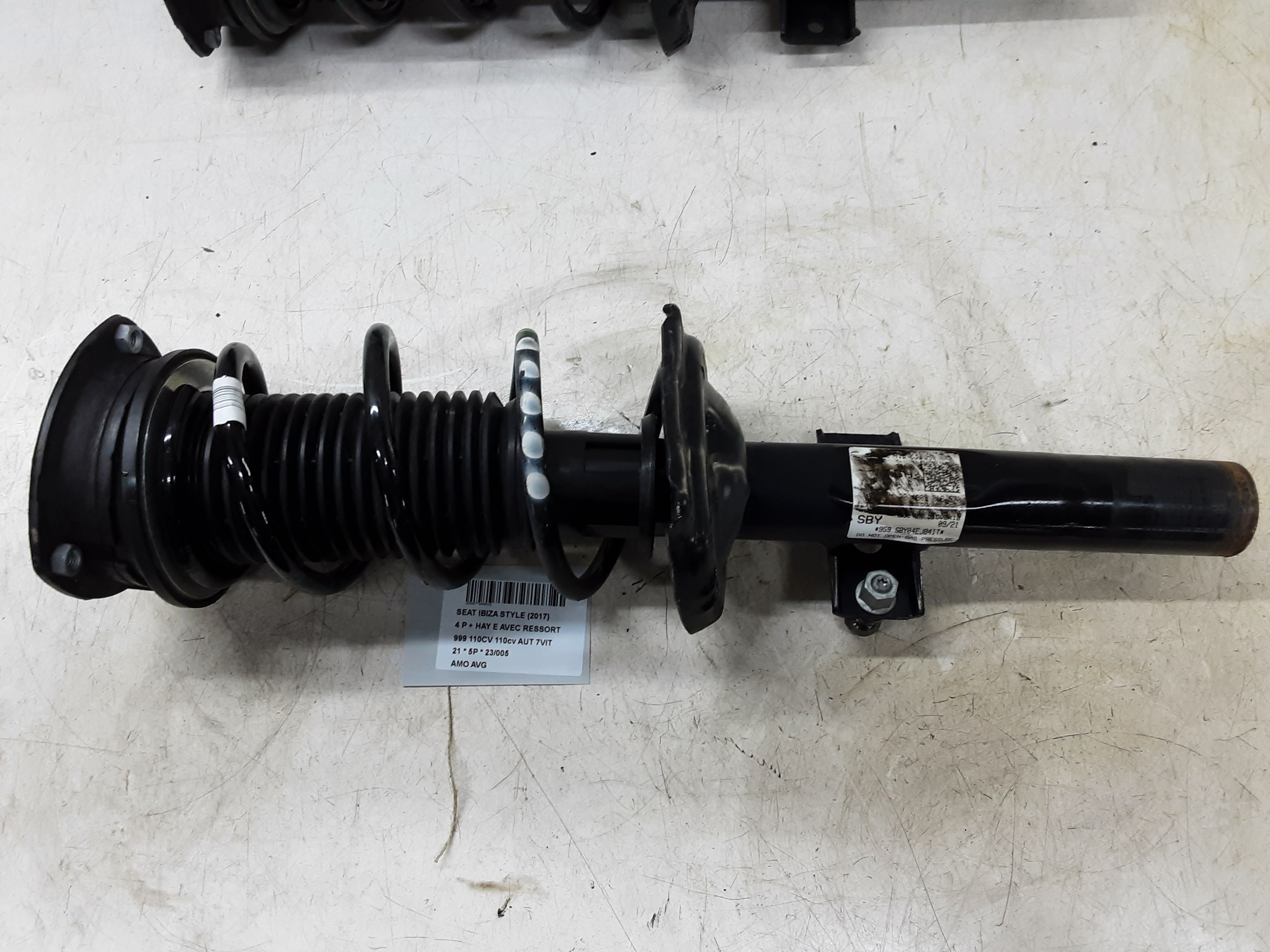 FEDERBEIN VORNE LINKS Seat IBIZA MK5 (6F/KJ1) 5/17 - 2021