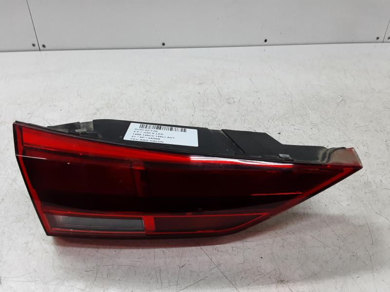 LICHT ACHTERKLEP LINKS Audi Q3 11/18+