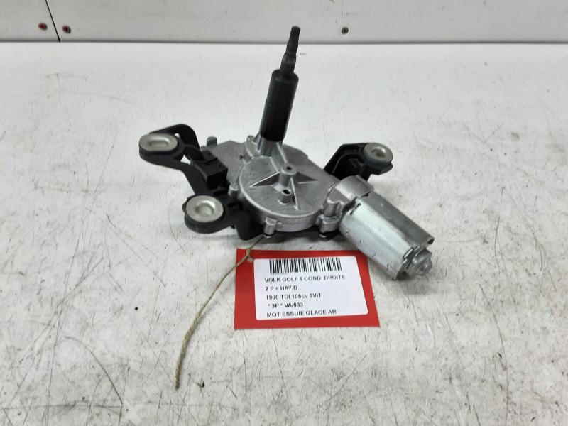 WIPER MOTOR REAR  Vw Golf