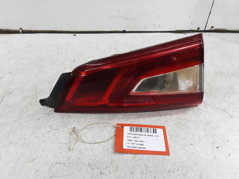 FEU ARRIERE GAUCHE DE HAYON Nissan QASHQAI 2/14 - 17 J11