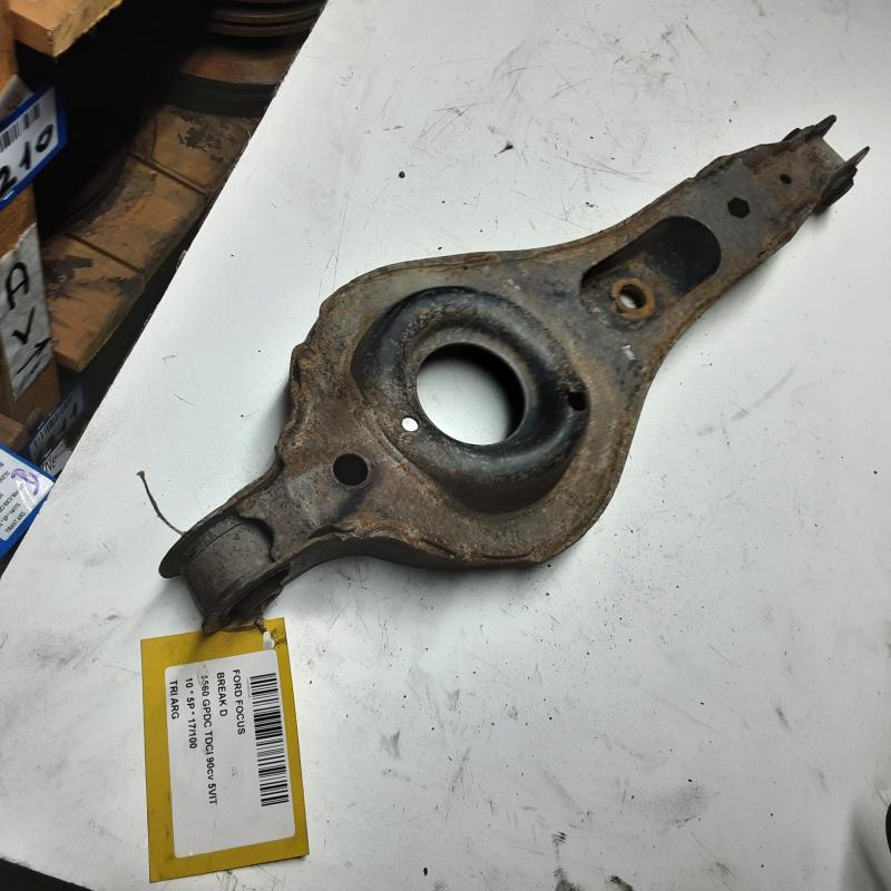 DRAAGARM ACHTER LINKS Ford FOCUS (3) 08 - 02/11
