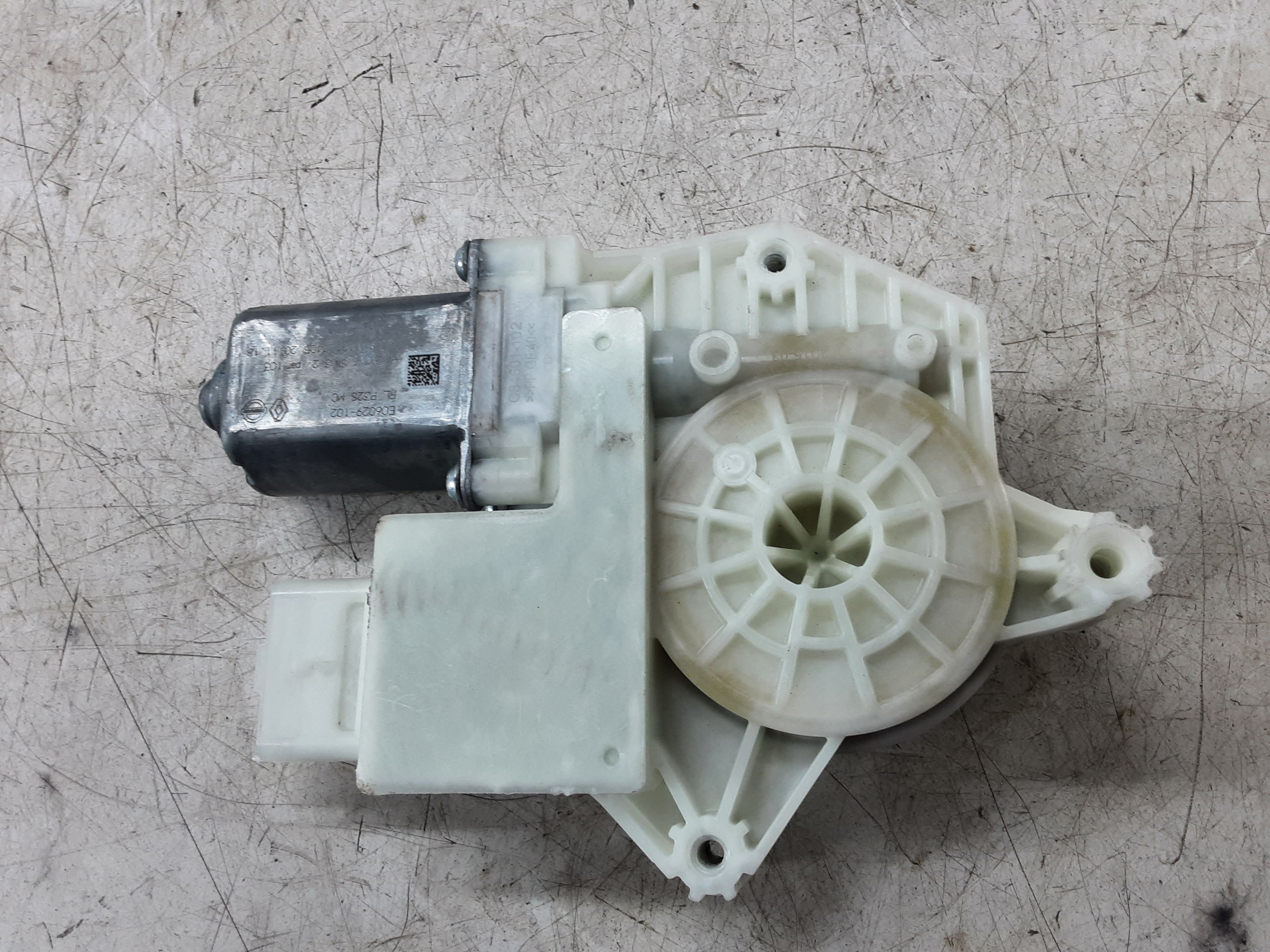 MOTOR RUITMECHANISME ACHTER LINKS Nissan QASHQAI 7/17 -  21 J11