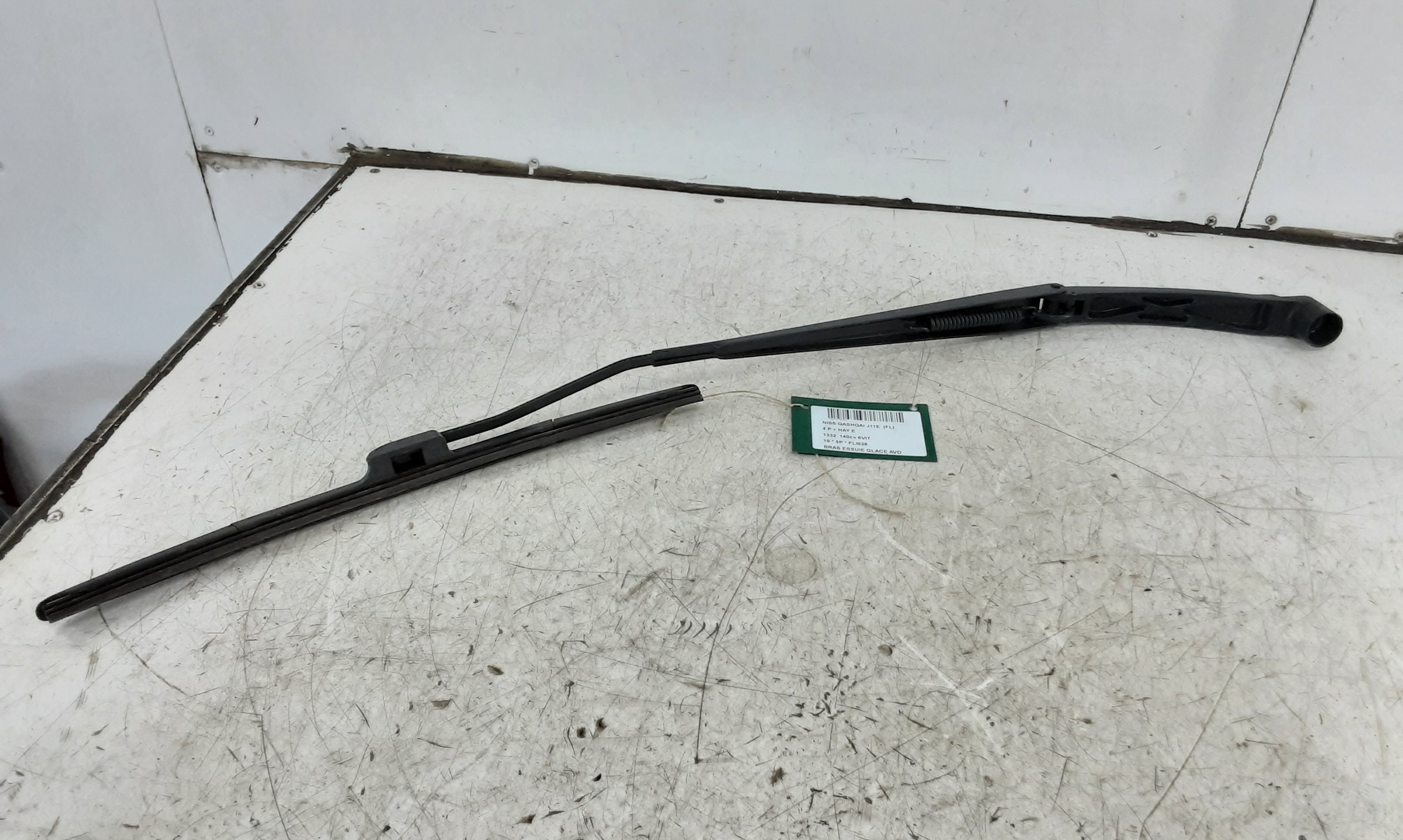BRAS D&#039;ESSUIE-GLACE AVANT DROIT Nissan QASHQAI 7/17 -  21 J11