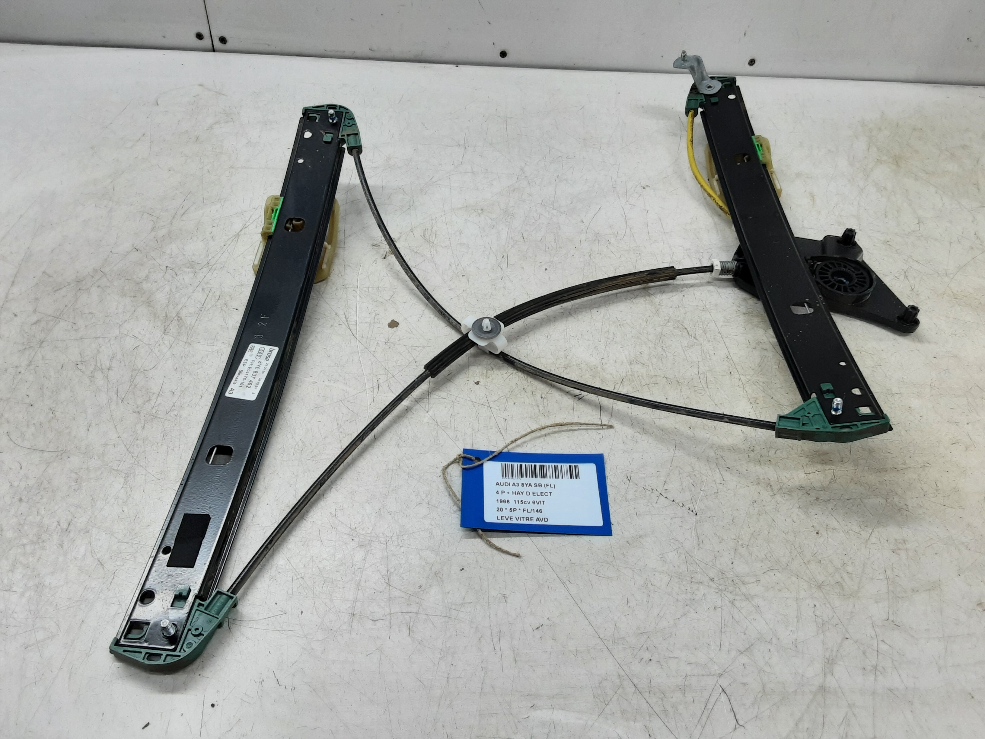 RUITMECHANISME VOOR RECHTS Audi A3 5D/20+