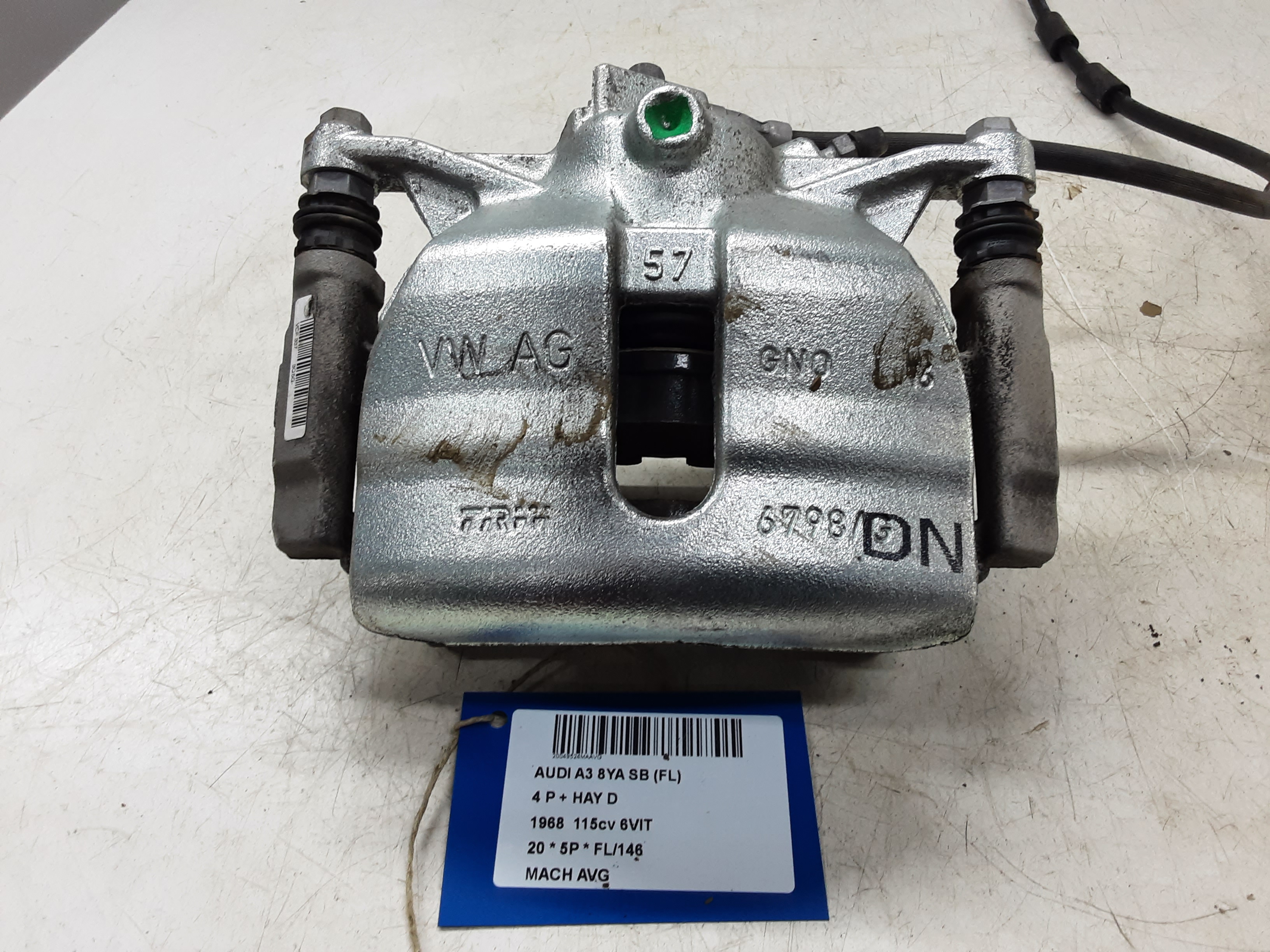 REMKLAUW VOOR LINKS Audi A3 5D/20+