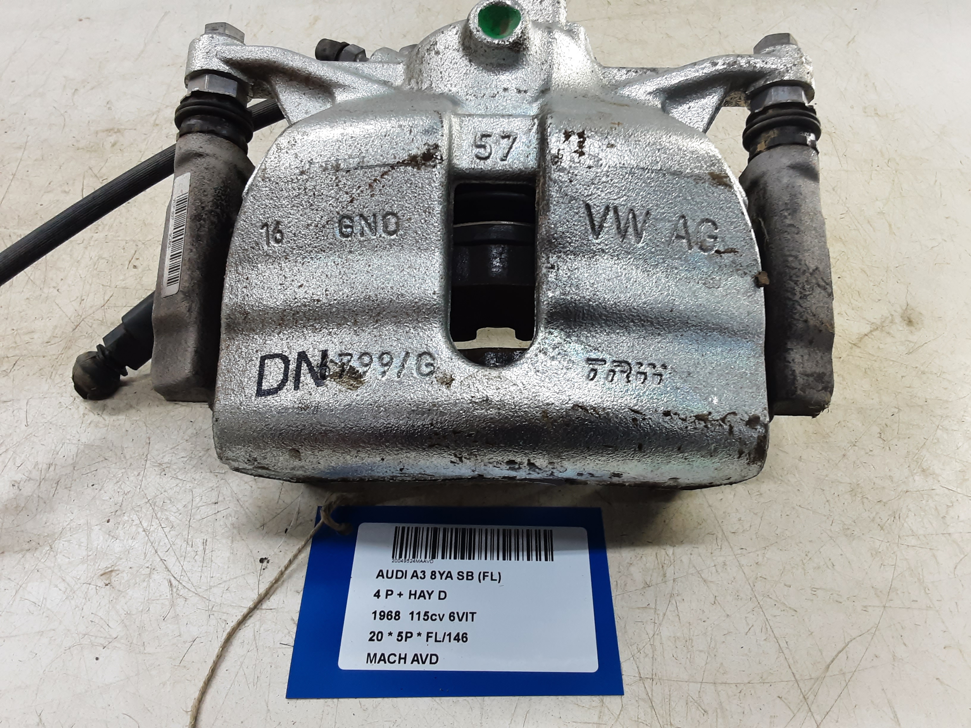 REMKLAUW VOOR RECHTS Audi A3 5D/20+