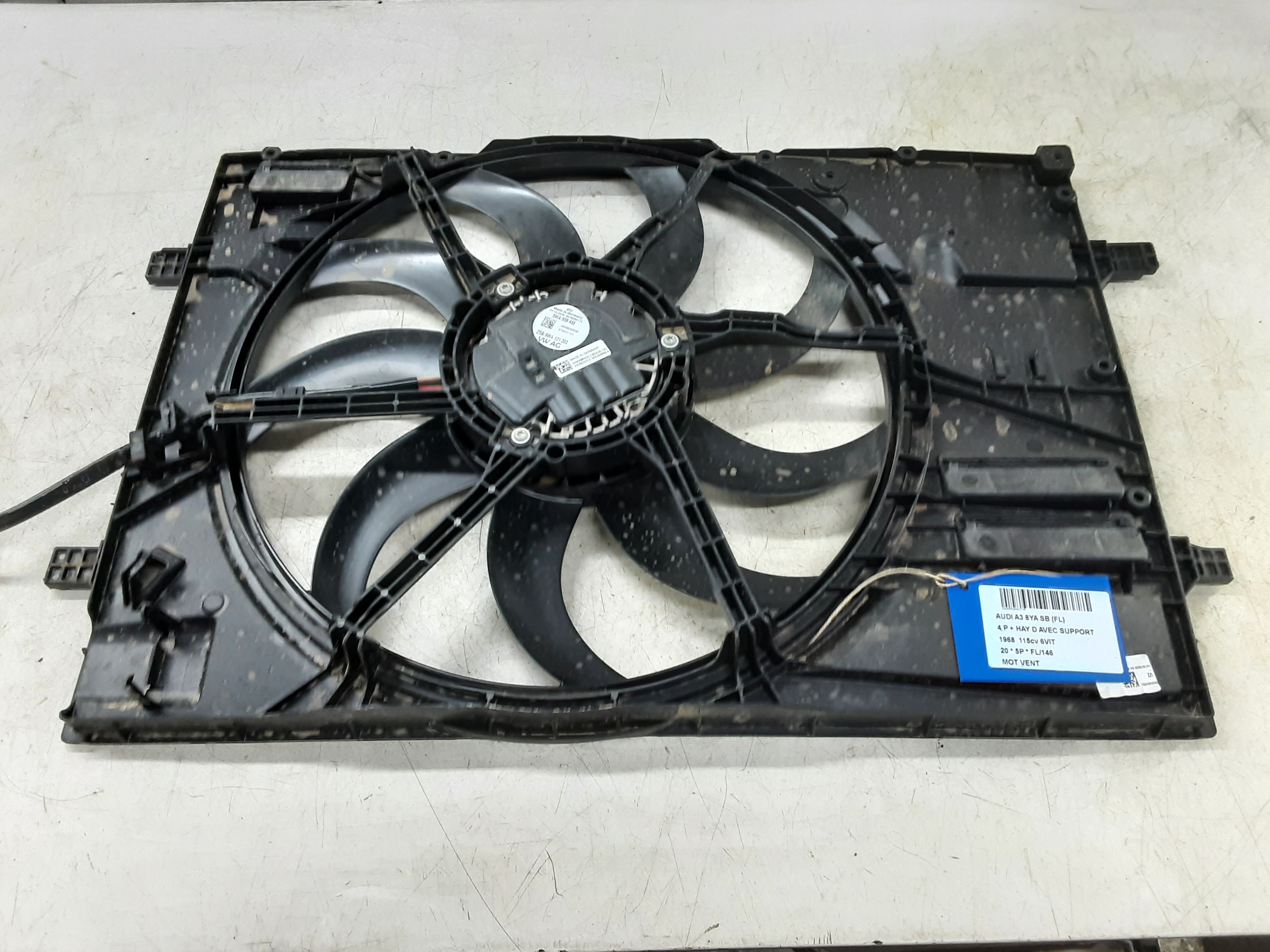 KACHEL VENTILATORMOTOR Audi A3 5D/20+
