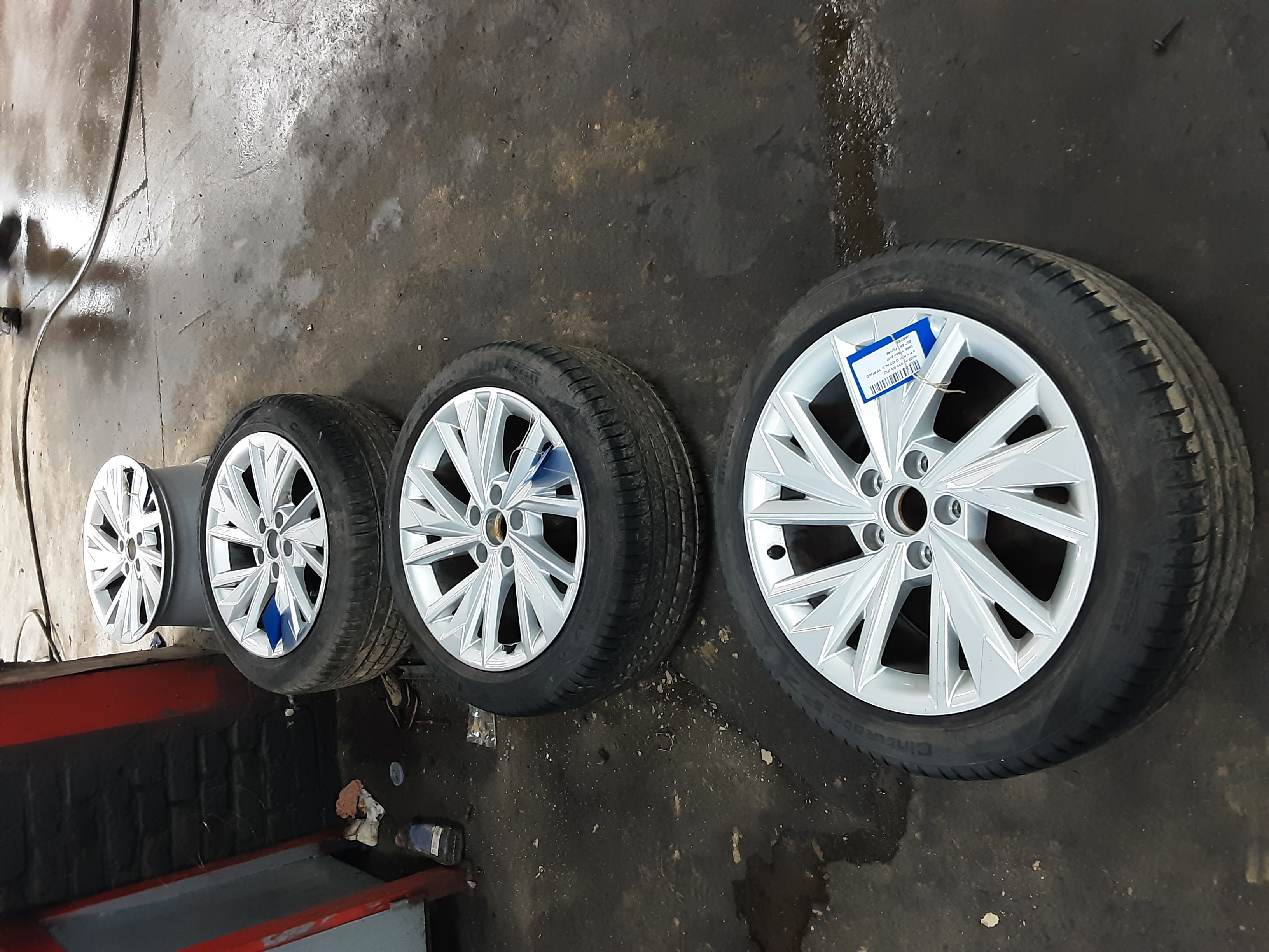 VELGEN Audi A3 5D/20+