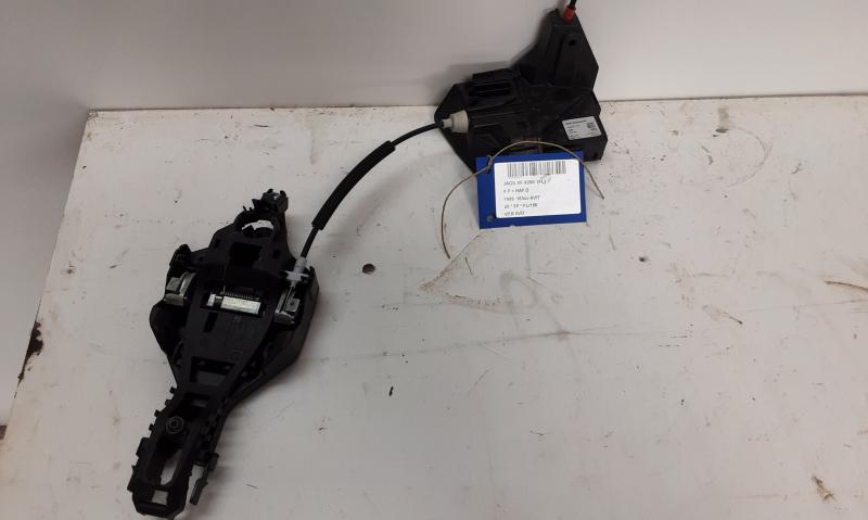 VERROUILLAGE DE PORTE AVANT DROITE Jaguar XF 6/15+