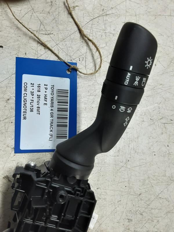 KNIPPERLICHTSCHAKELAAR Toyota YARIS (6) 2/20+