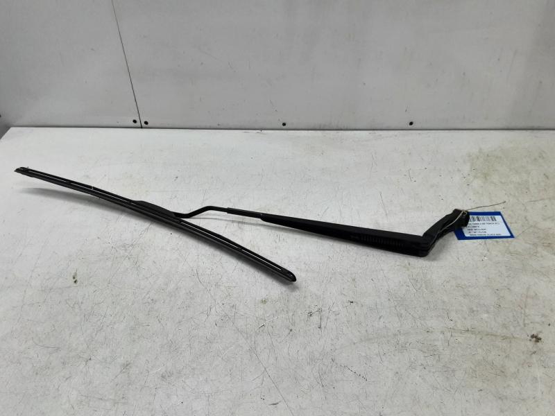 RUITENWISSERARM LINKS VOOR Toyota YARIS (6) 2/20+