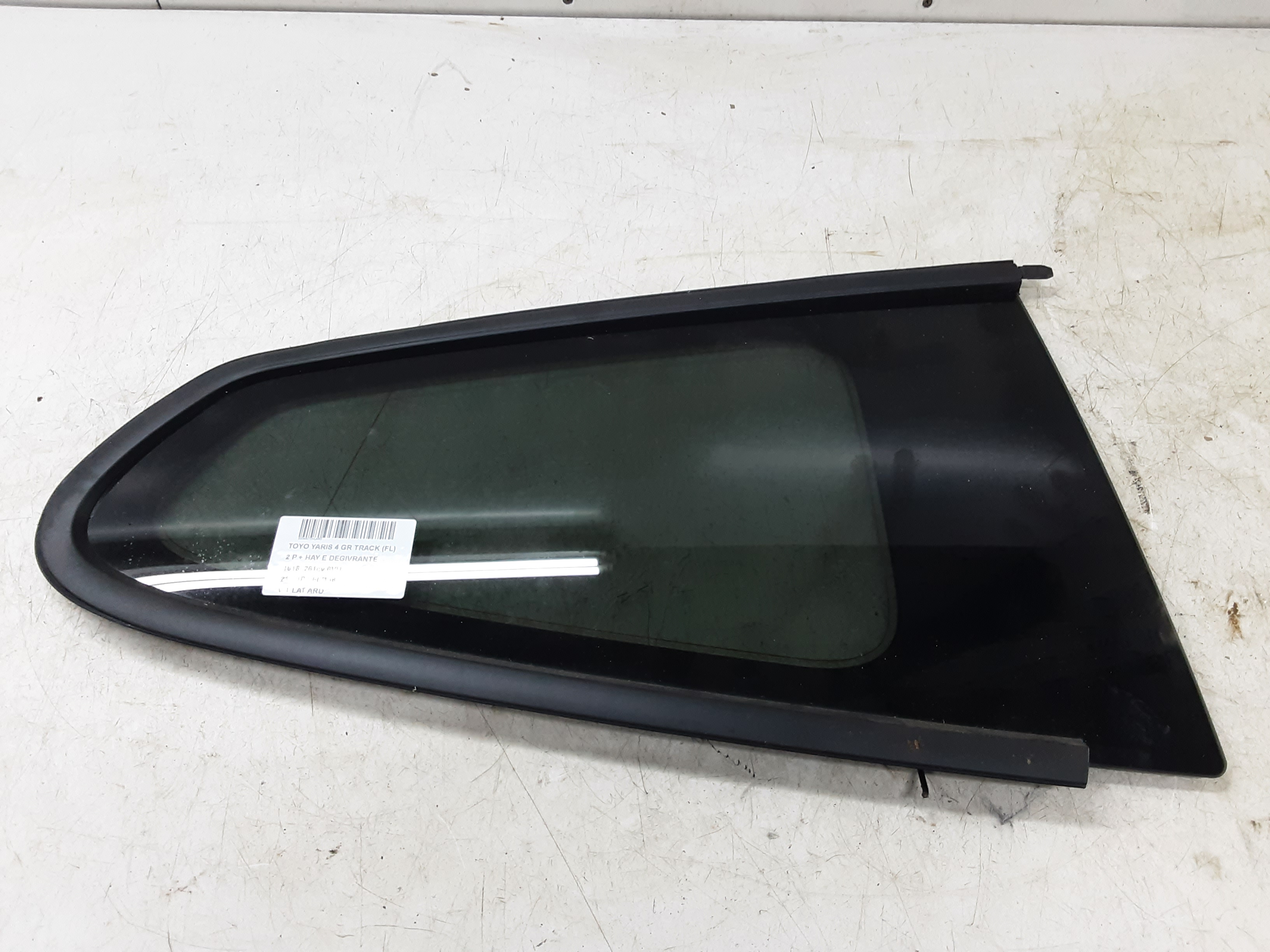 RUIT FLANK RECHTS Toyota YARIS (6) 2/20+