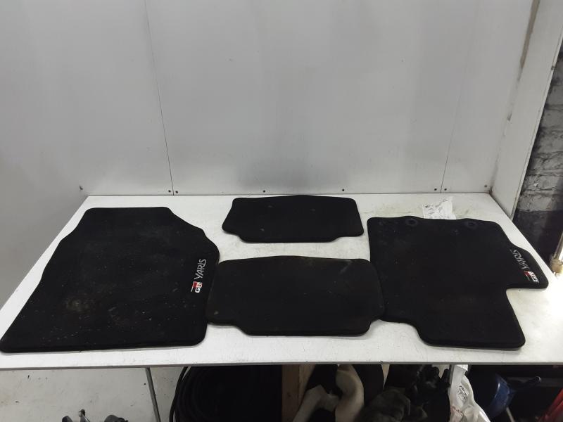 MATTEN Toyota YARIS (6) 2/20+