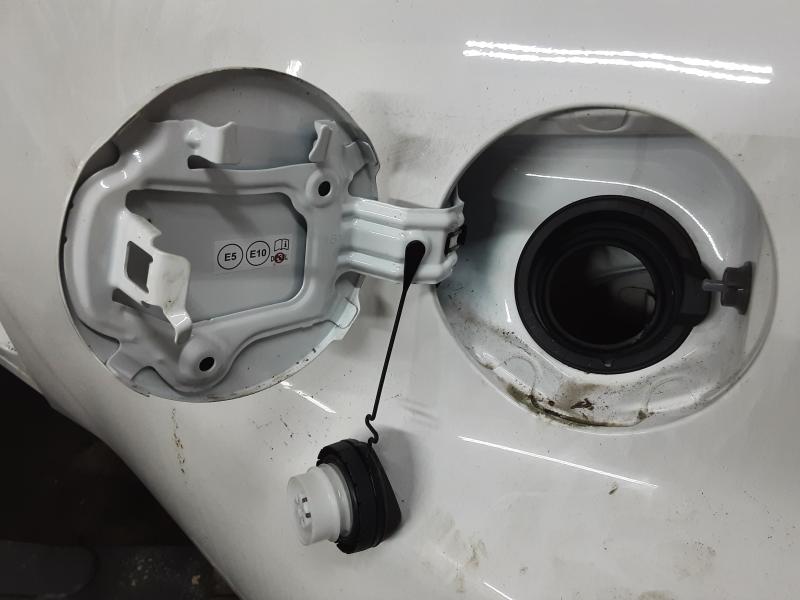 TANK KLEP Toyota YARIS (6) 2/20+