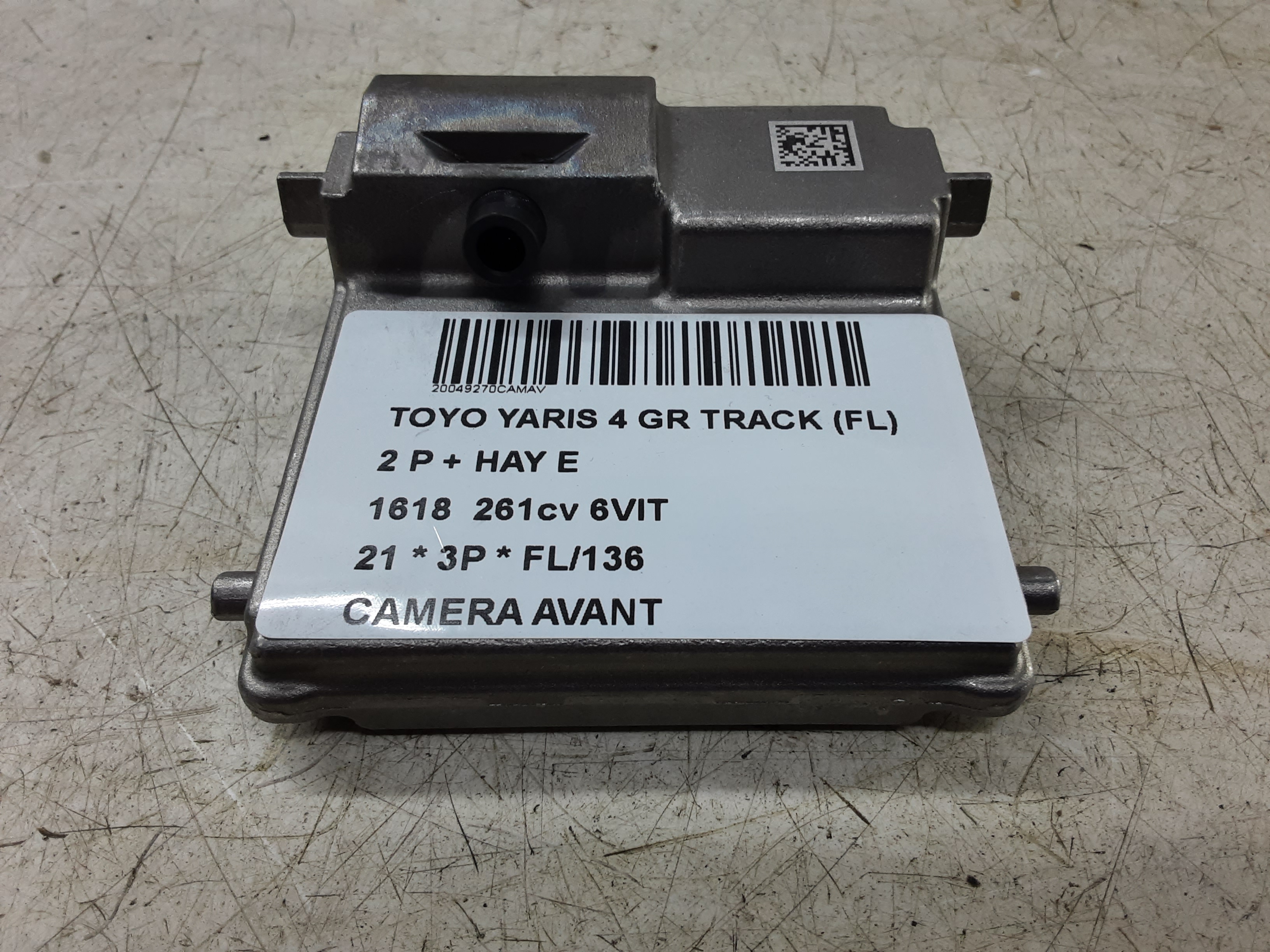 CAMERA VOOR Toyota YARIS (6) 2/20+