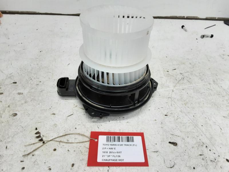 MOTOR VERWARMING Toyota YARIS (6) 2/20+