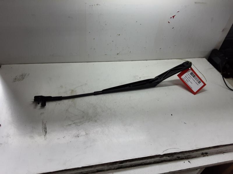 SCHEIBENWISCHERARM LINKS VORNE Vw Golf