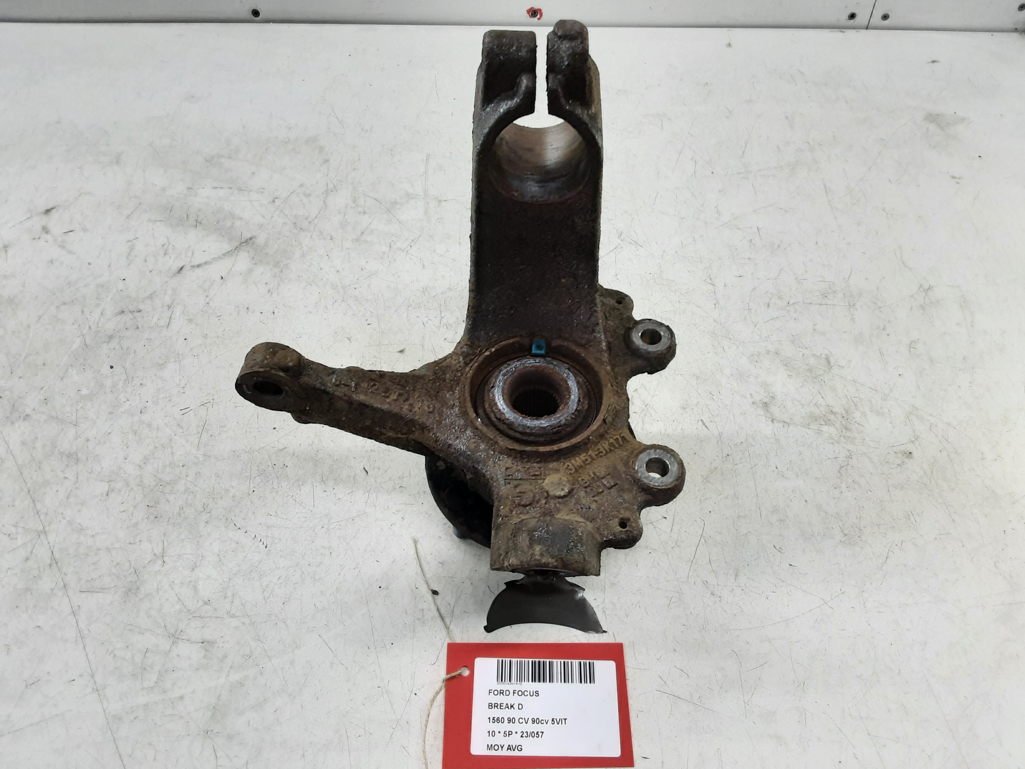 WIELNAAF VOOR LINKS Ford FOCUS (3) 08 - 02/11