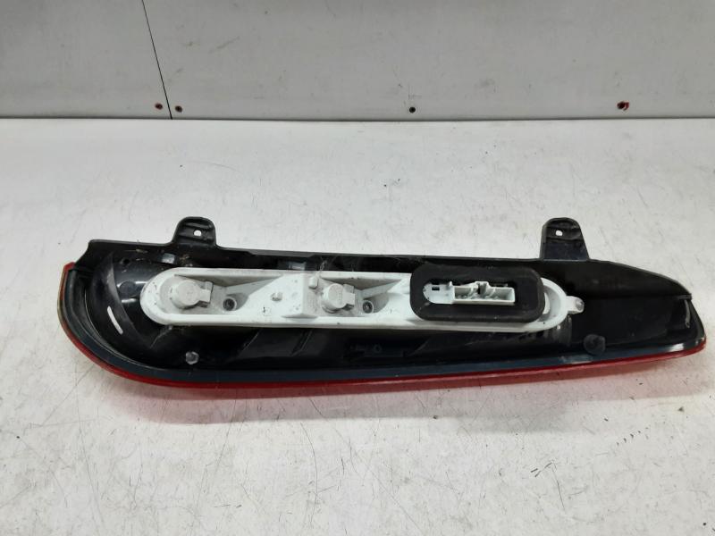 ACHTERLICHT LINKS Ford FOCUS (3) 08 - 02/11