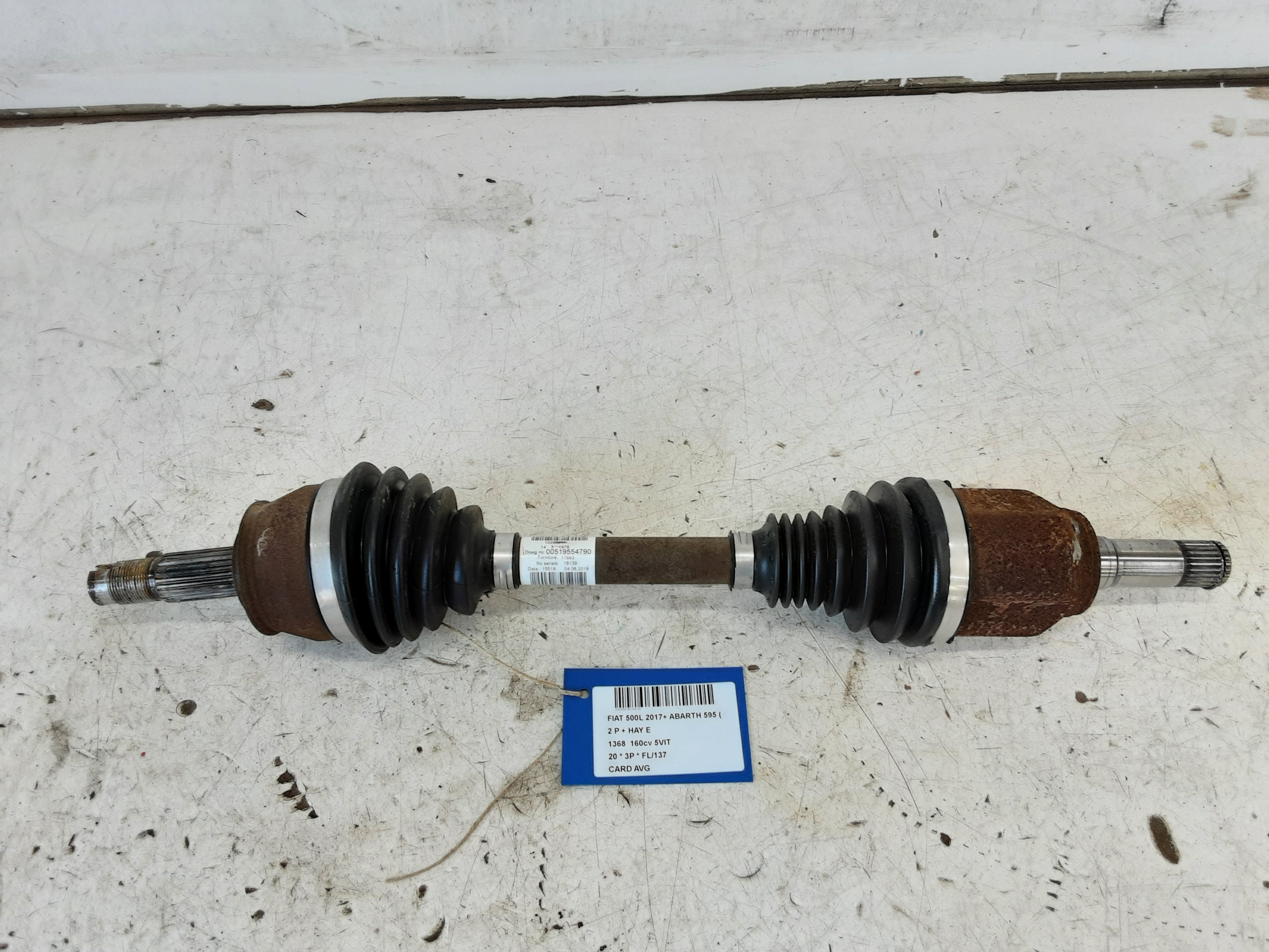 AANDRIJFAS VOOR LINKS Fiat 500 7/15+