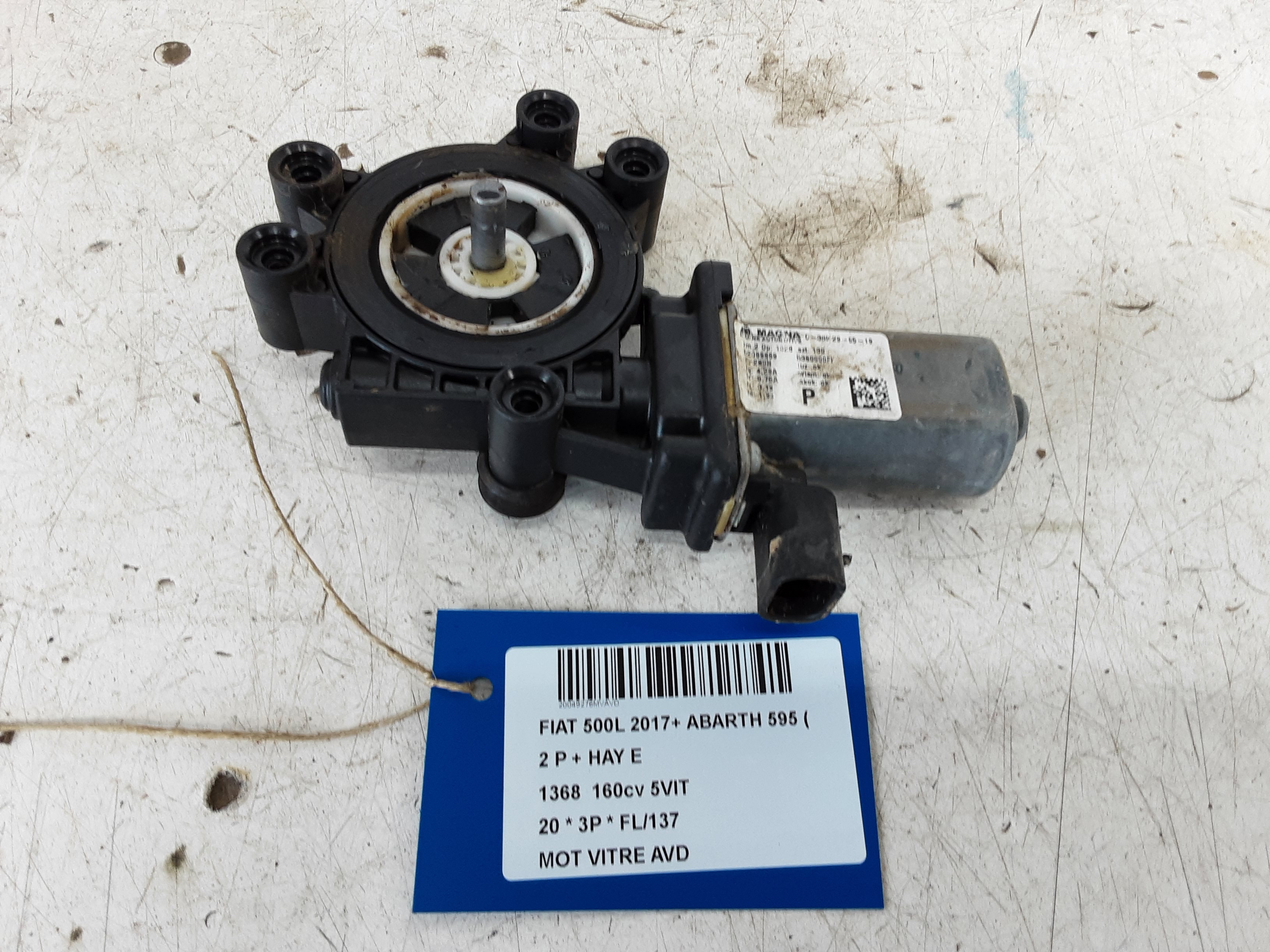 MOTEUR DE VITRE DE PORTE AVANT DROITE Fiat 500 7/15+