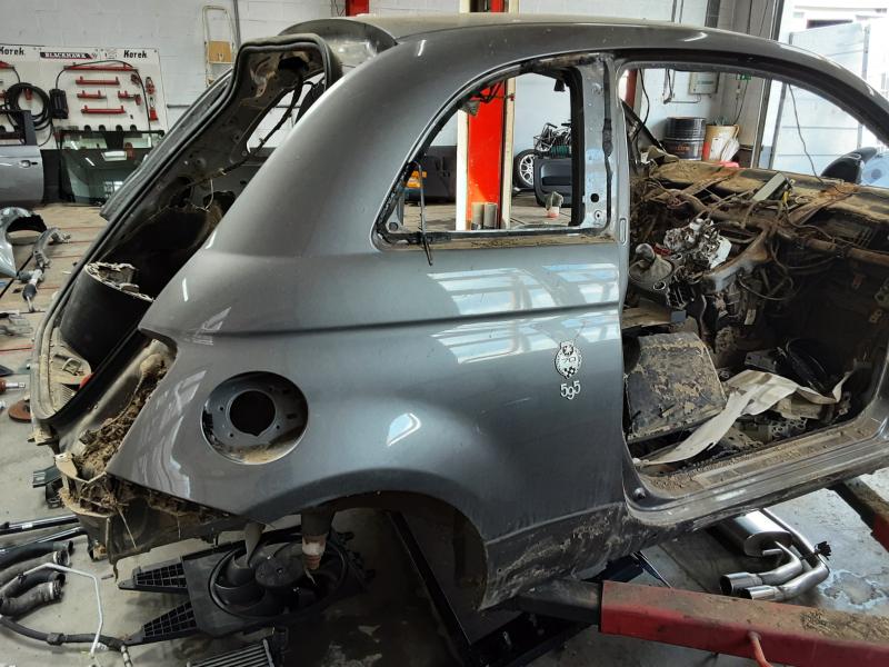 SPATBORD ACHTER RECHTS Fiat 500 7/15+
