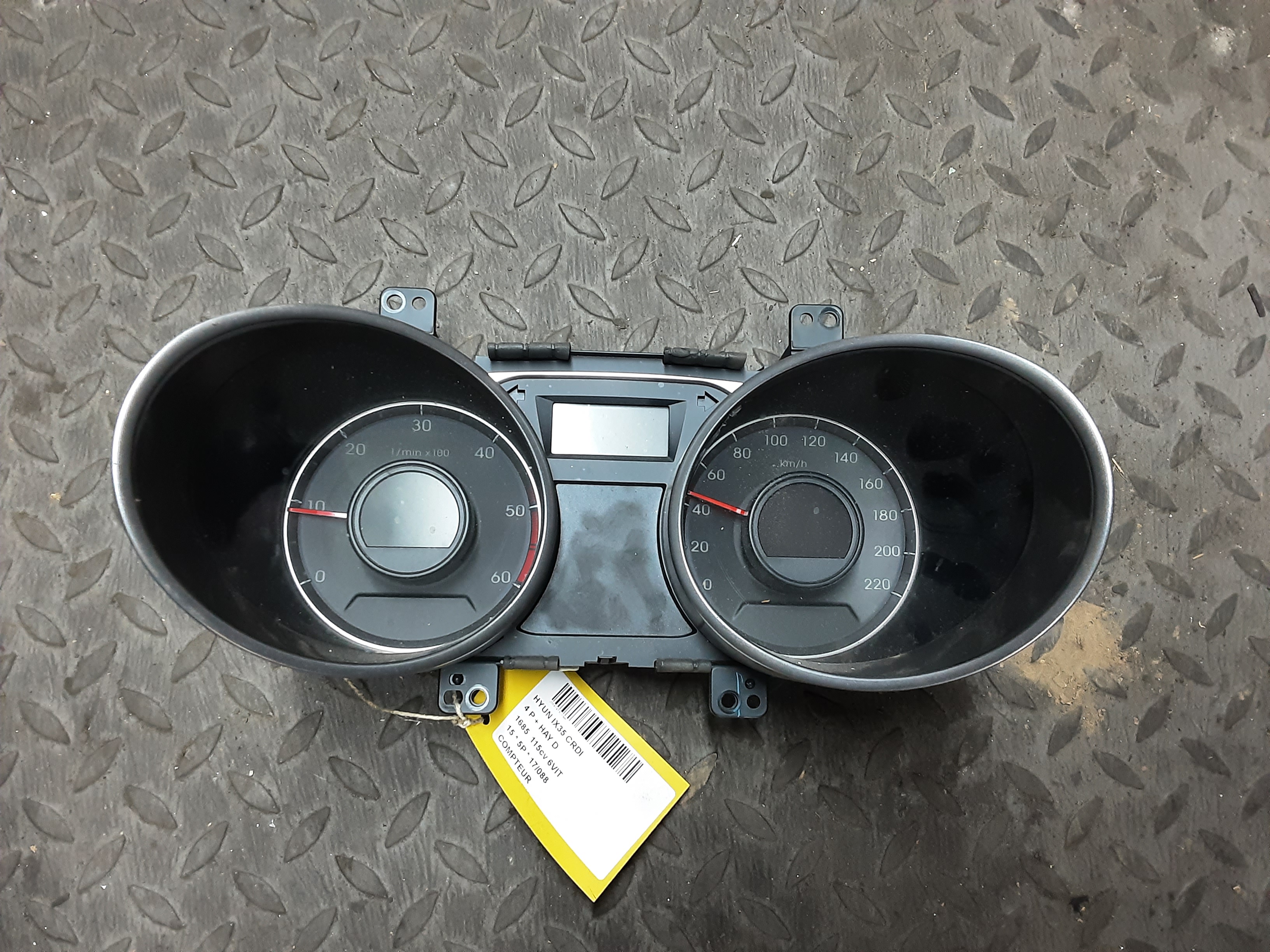 KM TELLER Hyundai IX35 (2) Face Lift 9/2013 + 