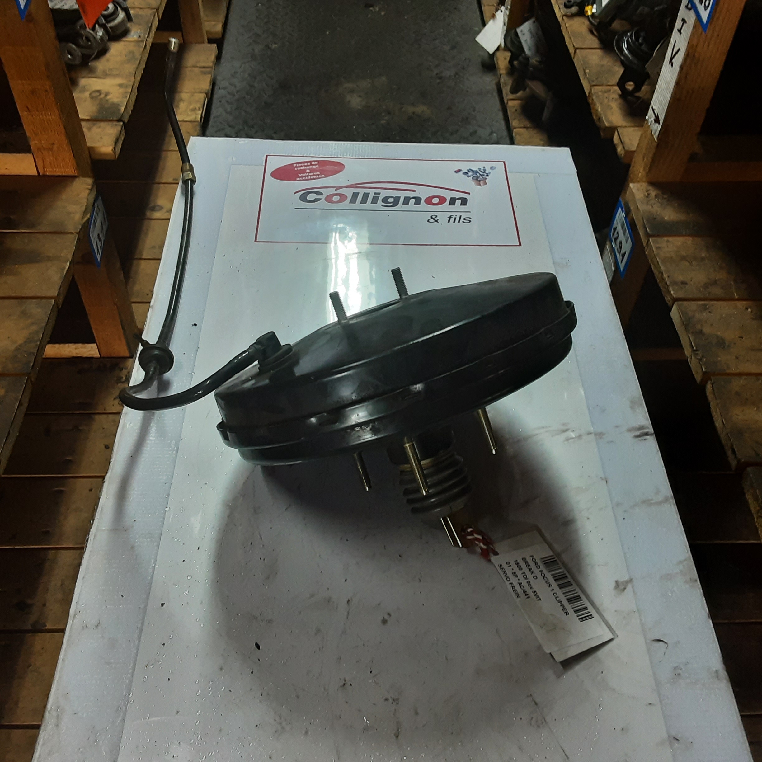 SERVO-FREIN Ford FOCUS (1) - 10/04