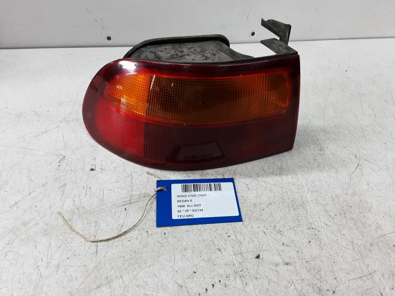 FEU ARRIERE GAUCHE Honda CIVIC 3D 92 > 10/95
