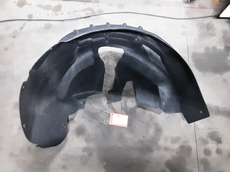 COQUILLE D'AILE ARRIERE DROITE Vw GOLF V 11/03 - 08