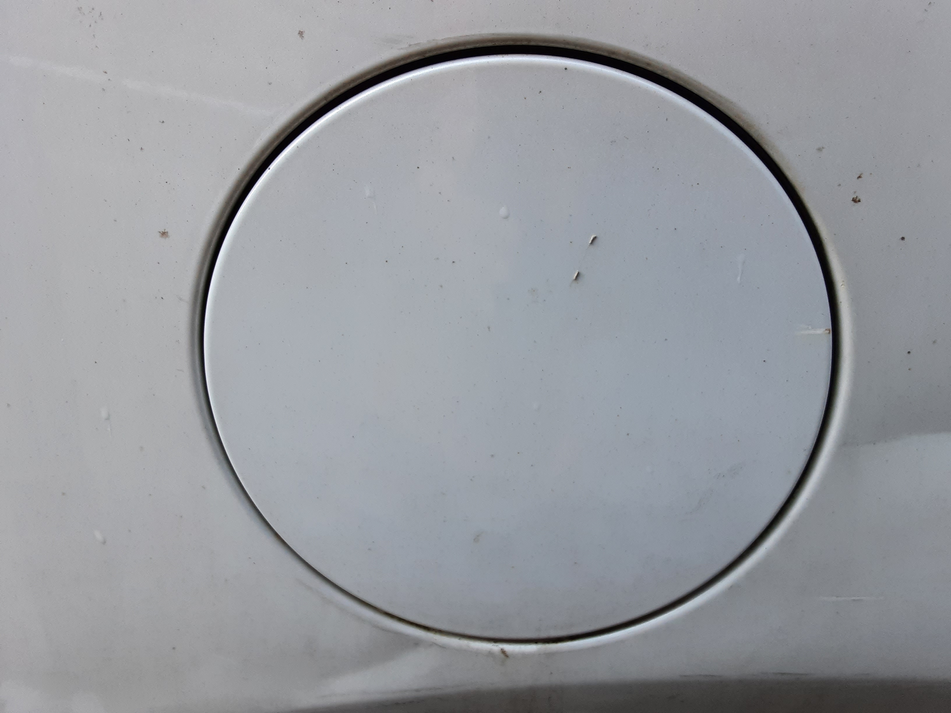 TANK KLEP Opel MOKKA 6/12 - 16