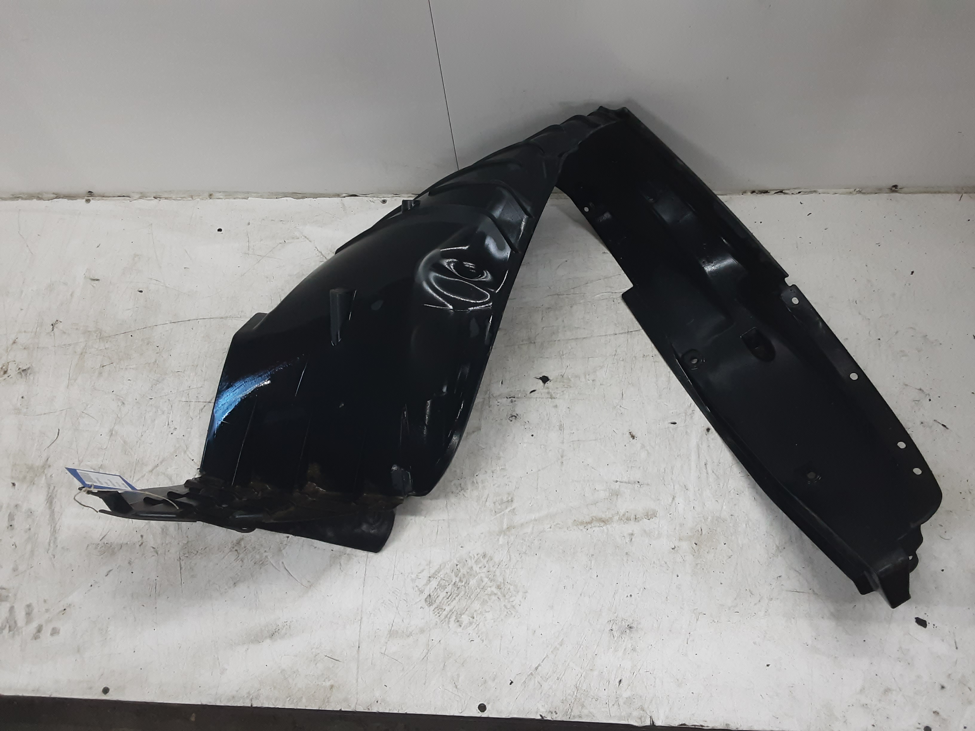 INNER FENDER LEFT FRONT Suzuki SWIFT 4/17+