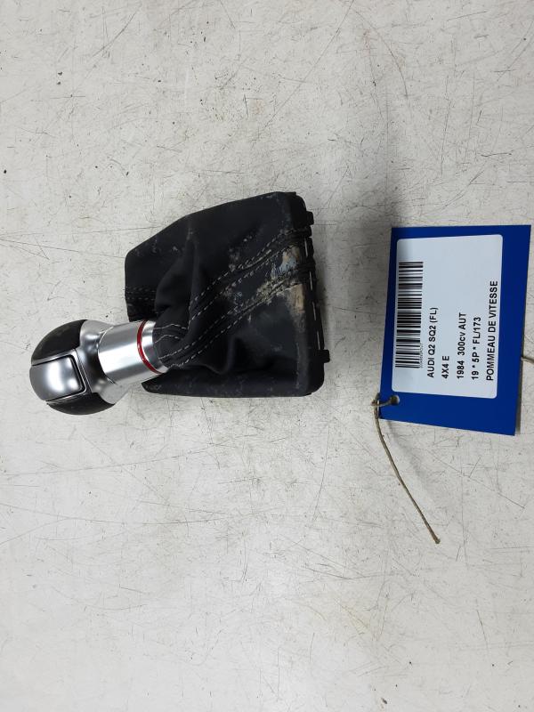 SCHALTKNAUF  Audi SQ2