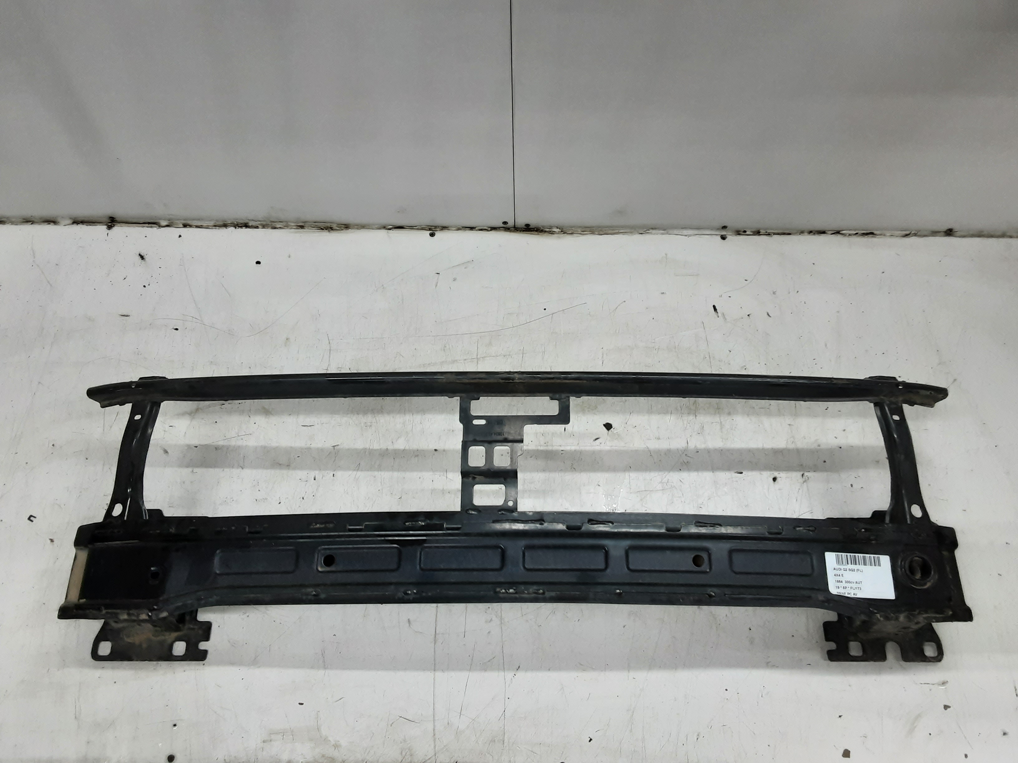 RENFORT DE PARE-CHOCS AVANT Audi SQ2