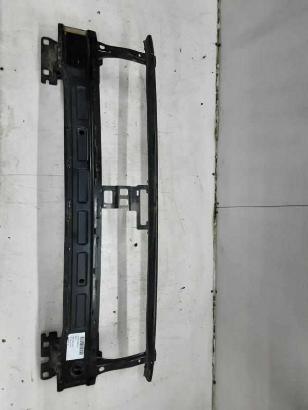 BUMPERBALK VOOR Audi SQ2