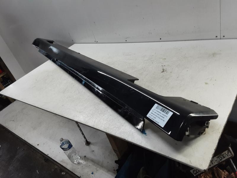 JUPE LATERALE GAUCHE Jeep GRAND CHEROKEE (WL) 2021+