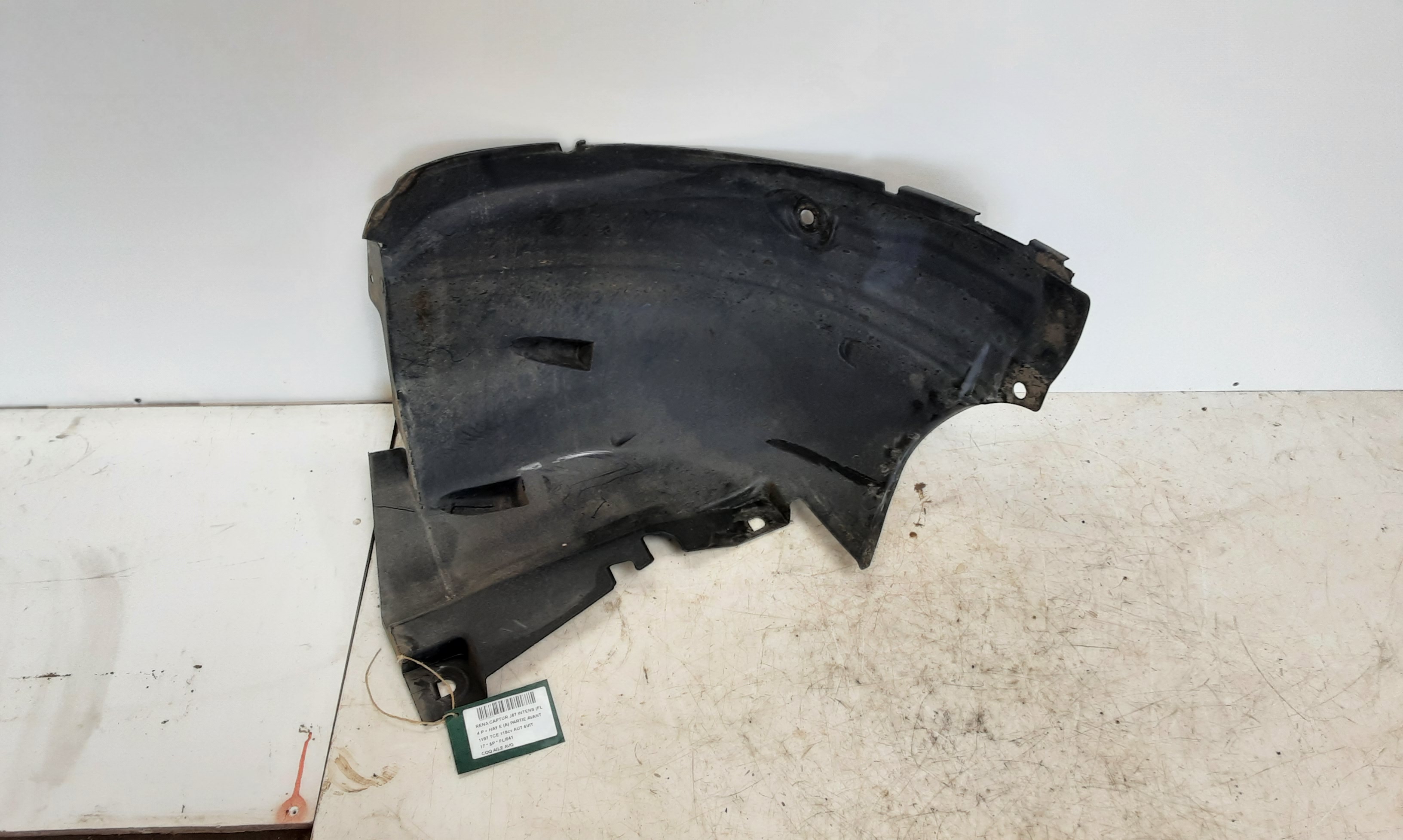 INNER FENDER LEFT FRONT Renault CAPTUR (1) 5/17 - 01/20 FaceLift
