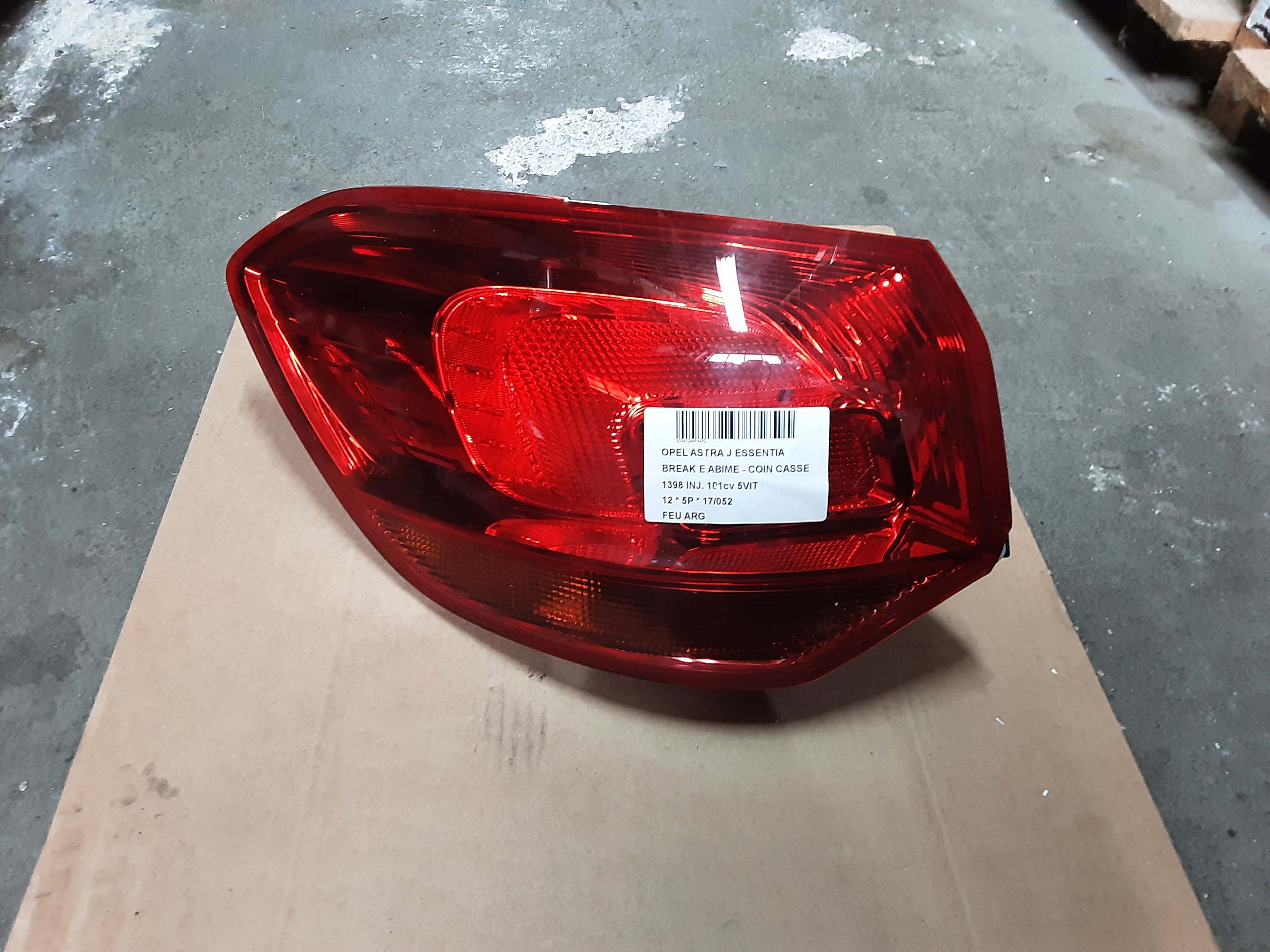 ACHTERLICHT LINKS Opel ASTRA J 10 - 15 5P/D