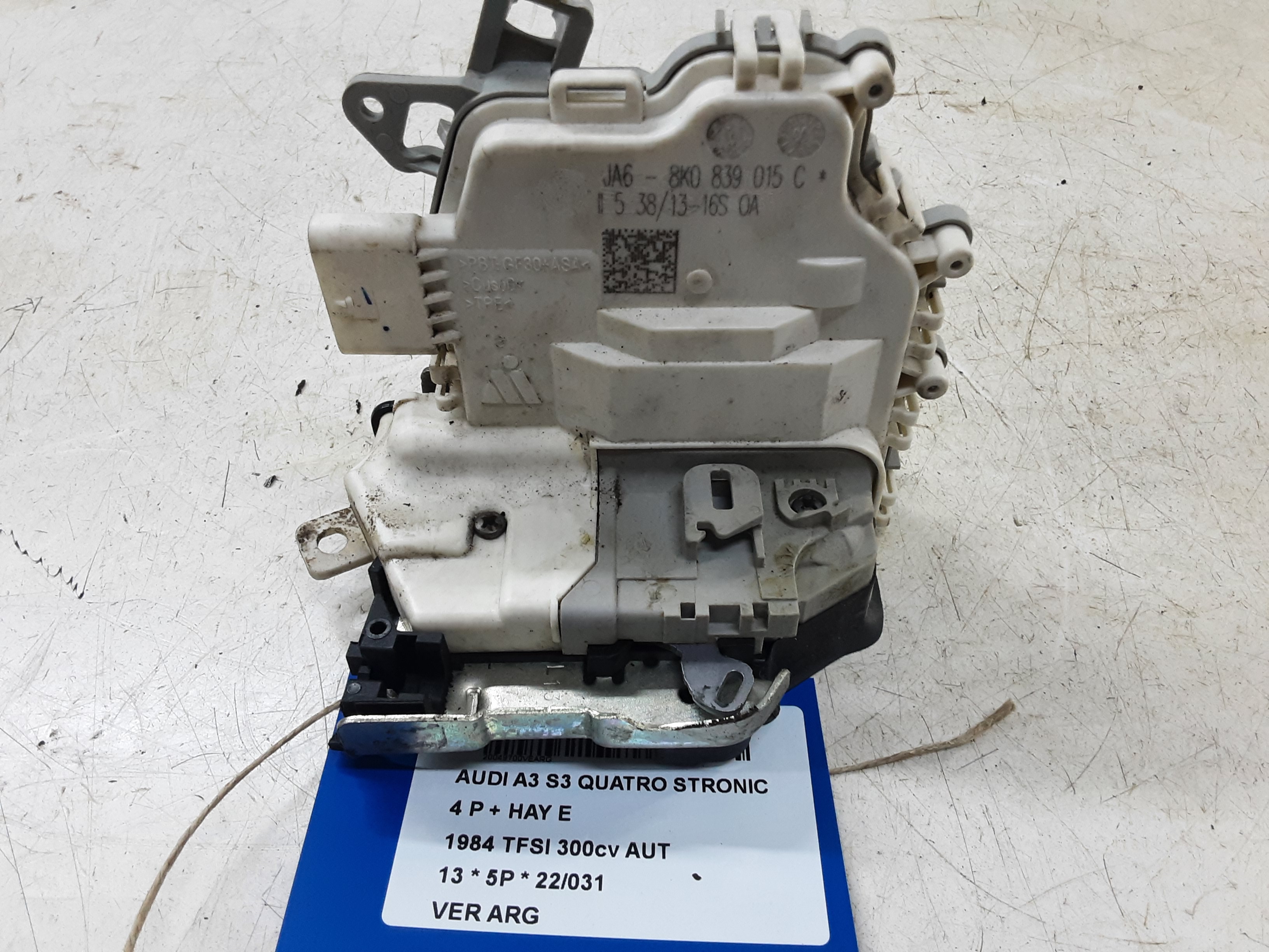 VERROUILLAGE DE PORTE ARRIERE GAUCHE Audi A3 3,5D 9/12 - 16