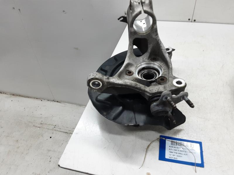 FRONT WHEEL HUB LEFT Audi A3 3,5D 9/12 - 16
