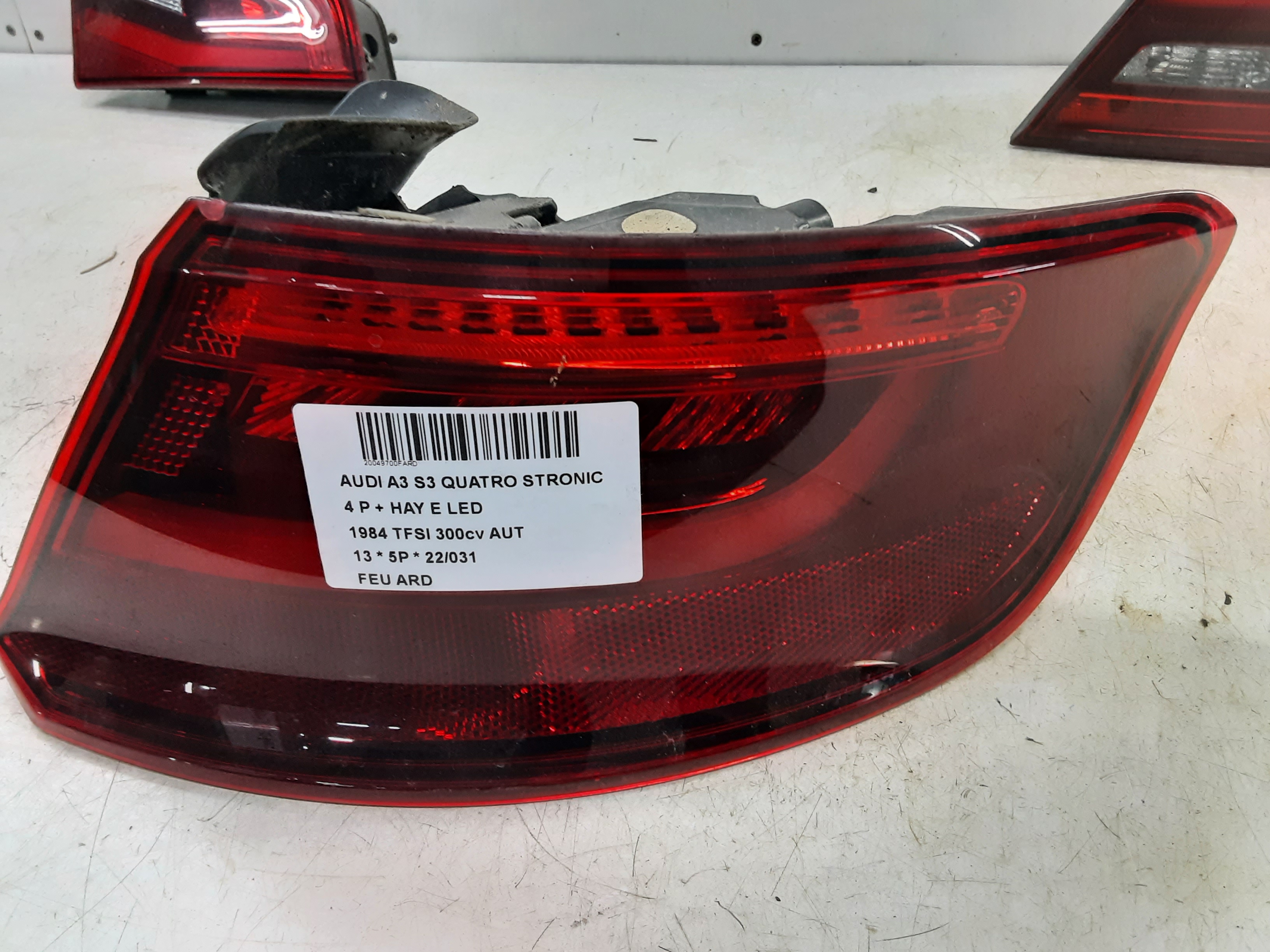 FEU ARRIERE DROIT Audi A3 3,5D 9/12 - 16