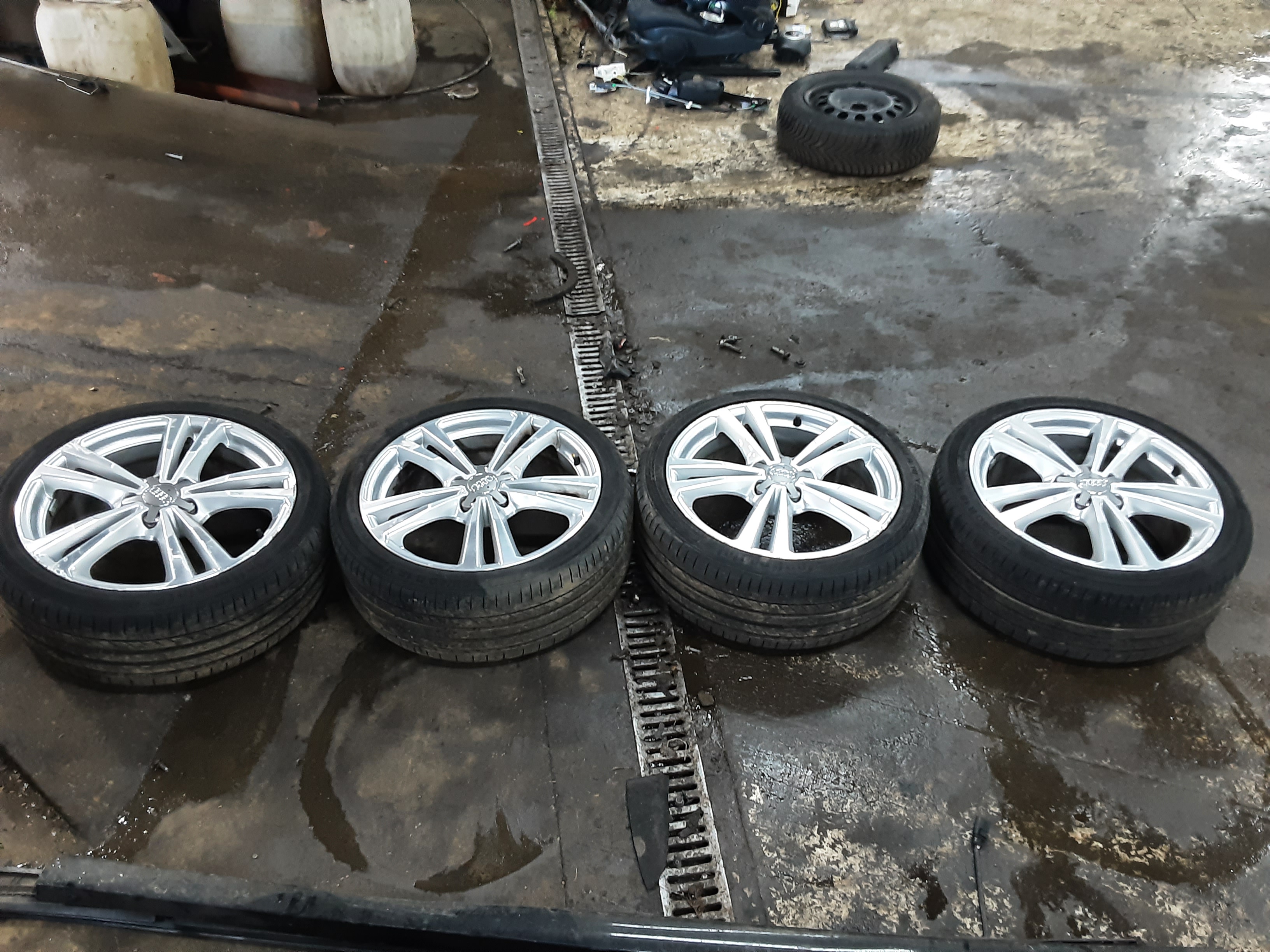 JANTE Audi A3 3,5D 9/12 - 16