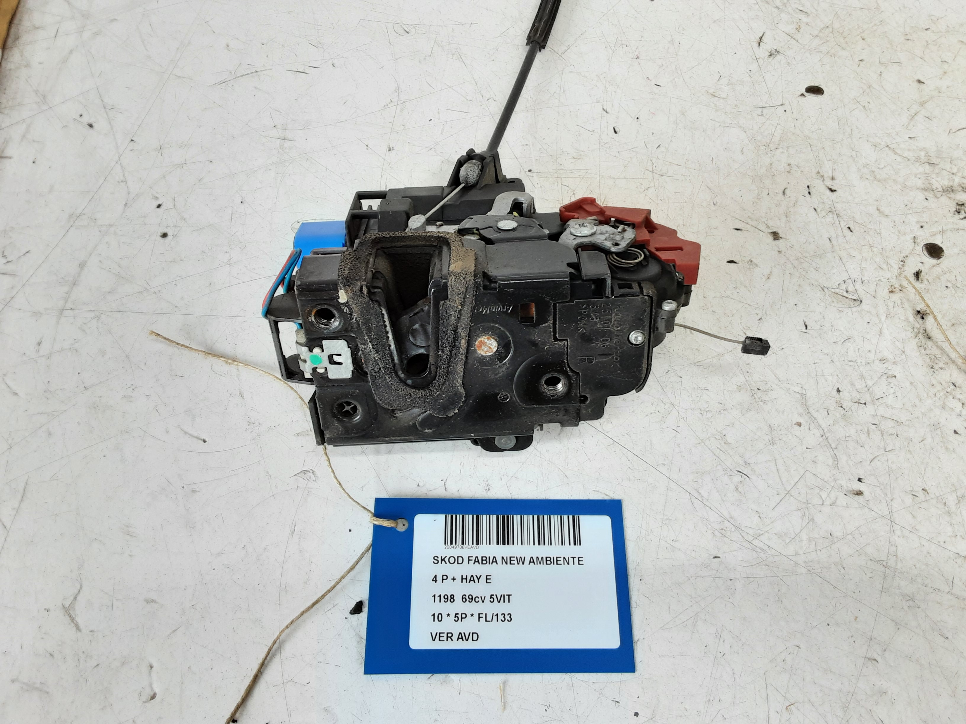 VERGRENDELING VOOR RECHTS Skoda FABIA (5J) 07 - 03/10
