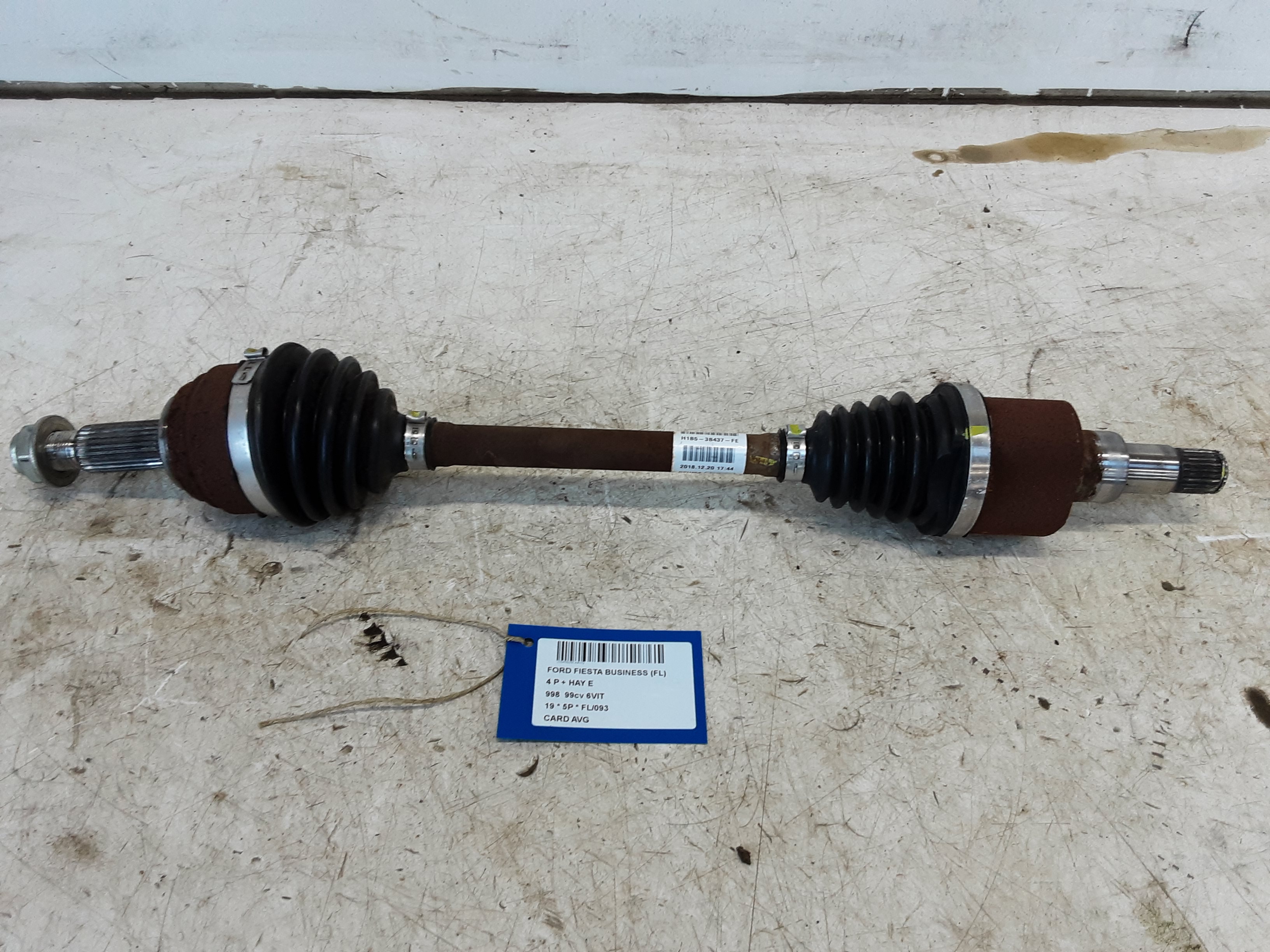 AANDRIJFAS VOOR LINKS Ford FIESTA 5/17+