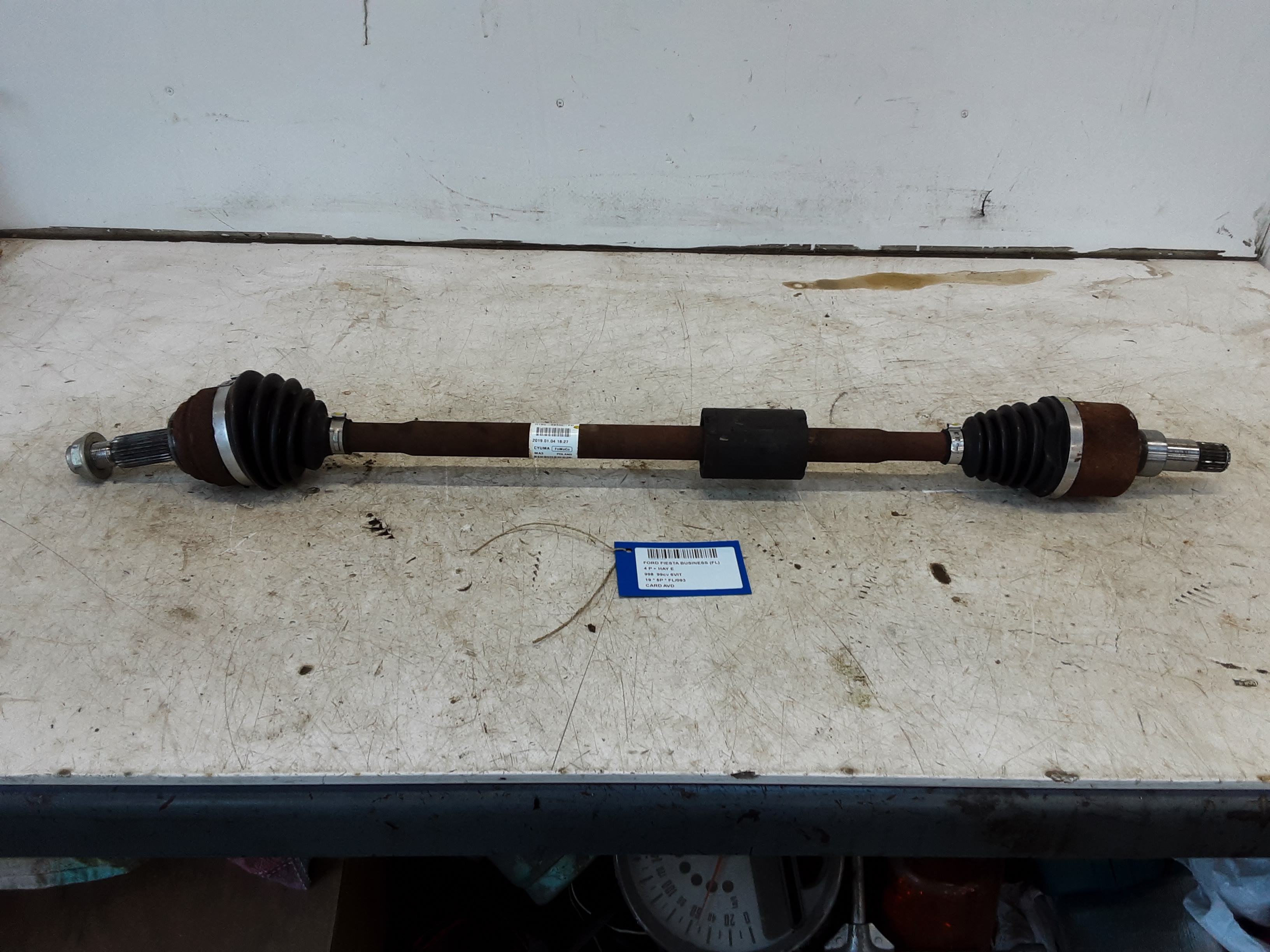AANDRIJFAS VOOR RECHTS Ford FIESTA 5/17+